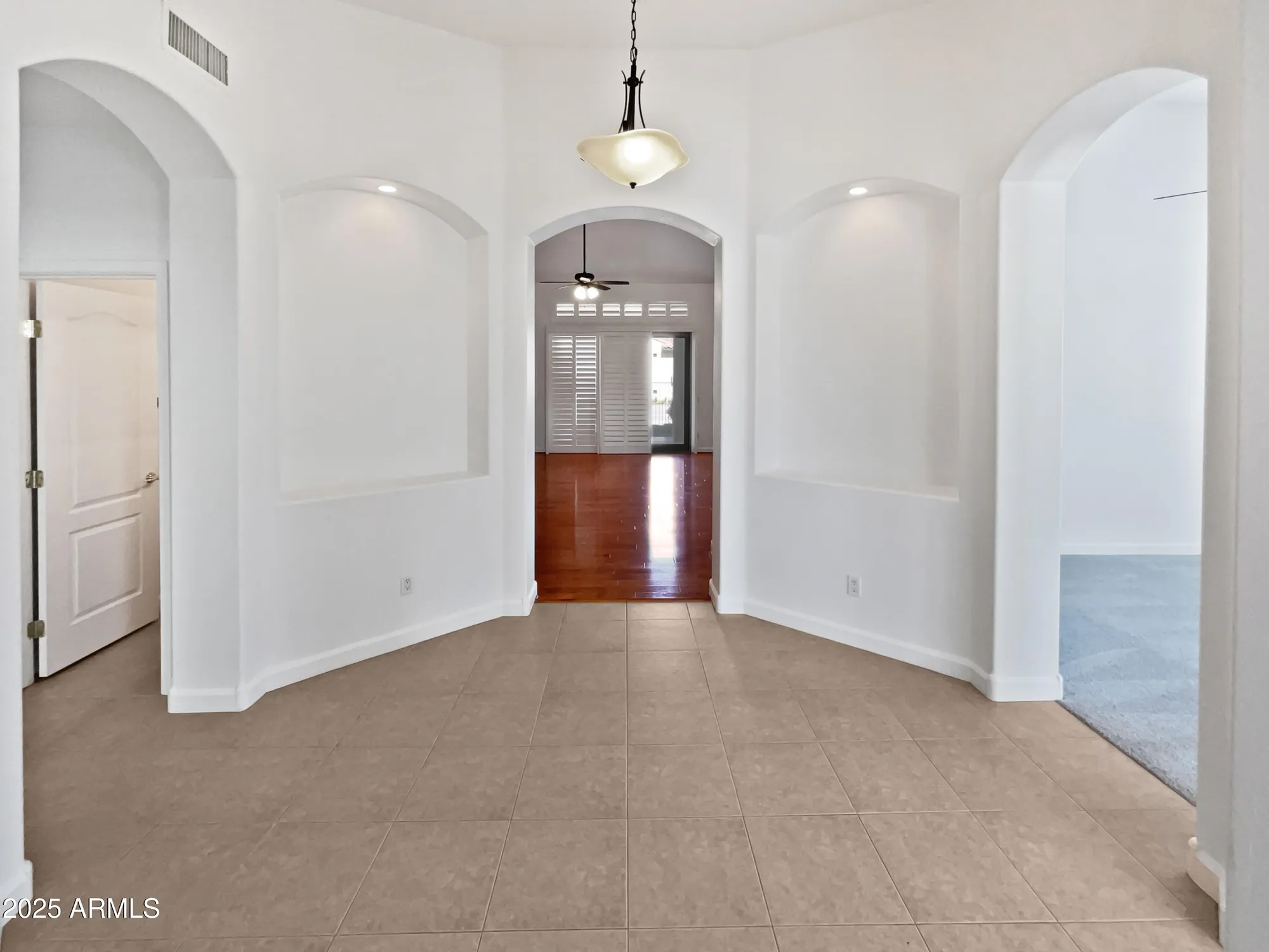 Property Slideshow image 11 of 40 | 2088 n 164th ave, Goodyear, AZ, 85395