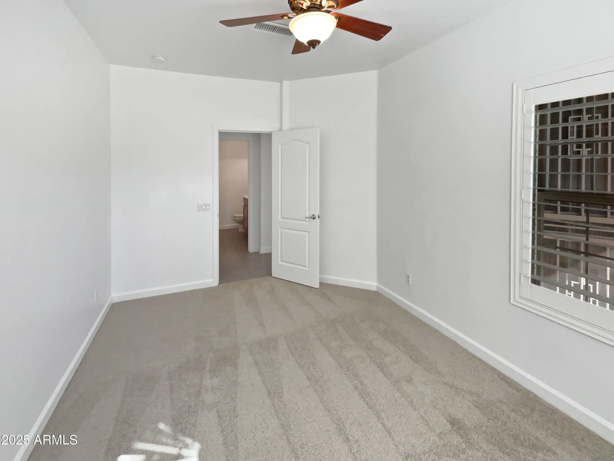 Property Slideshow image 23 of 40 | 2088 n 164th ave, Goodyear, AZ, 85395