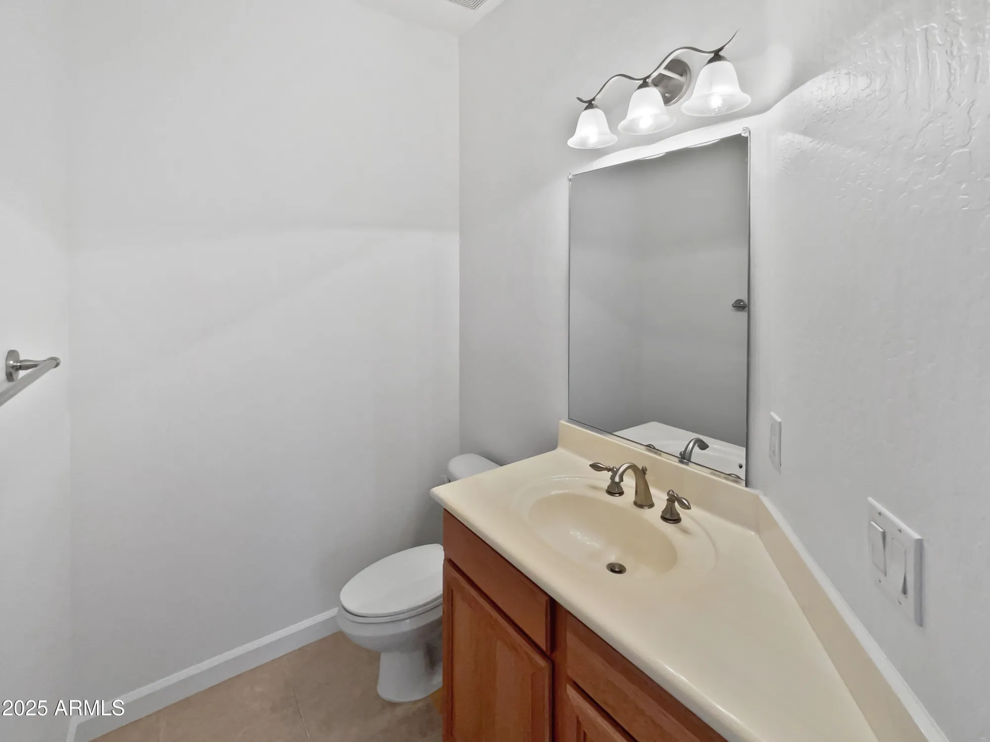 Property Slideshow image 24 of 40 | 2088 n 164th ave, Goodyear, AZ, 85395