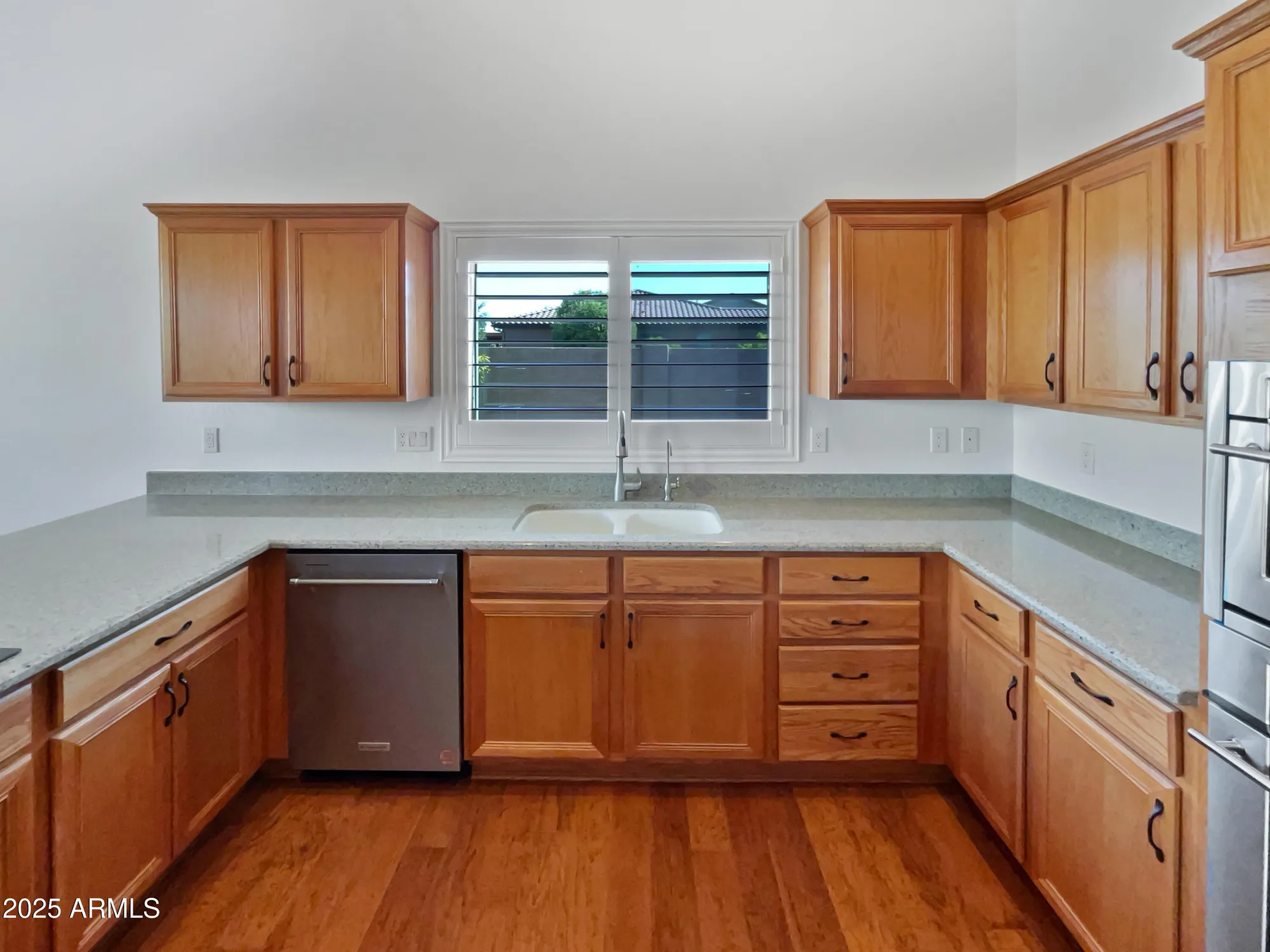 Property Slideshow image 20 of 40 | 2088 n 164th ave, Goodyear, AZ, 85395