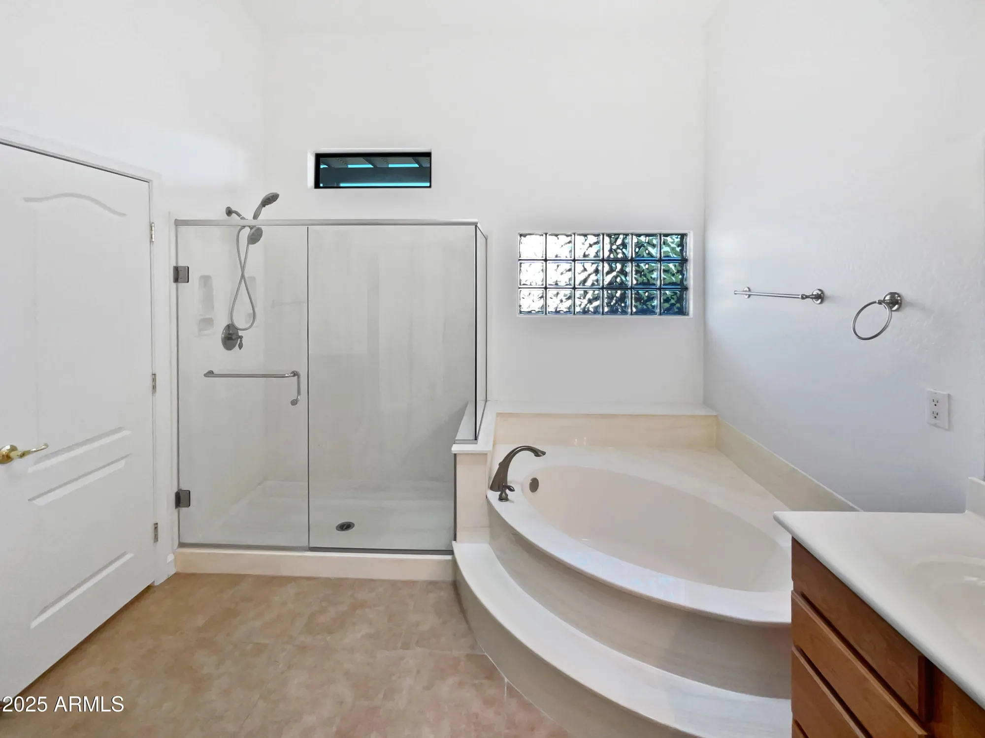 Property Slideshow image 29 of 40 | 2088 n 164th ave, Goodyear, AZ, 85395