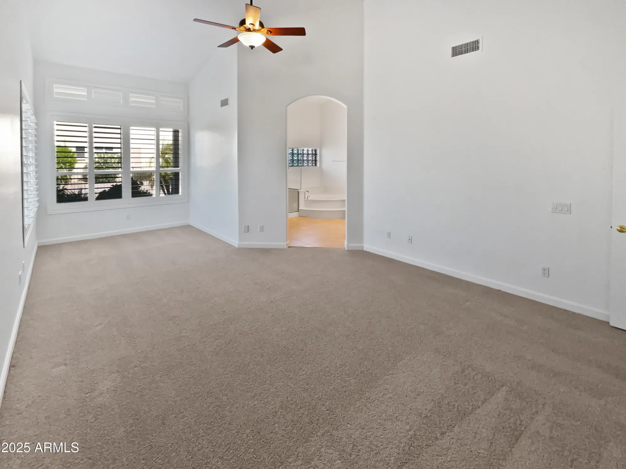 Property Slideshow image 26 of 40 | 2088 n 164th ave, Goodyear, AZ, 85395
