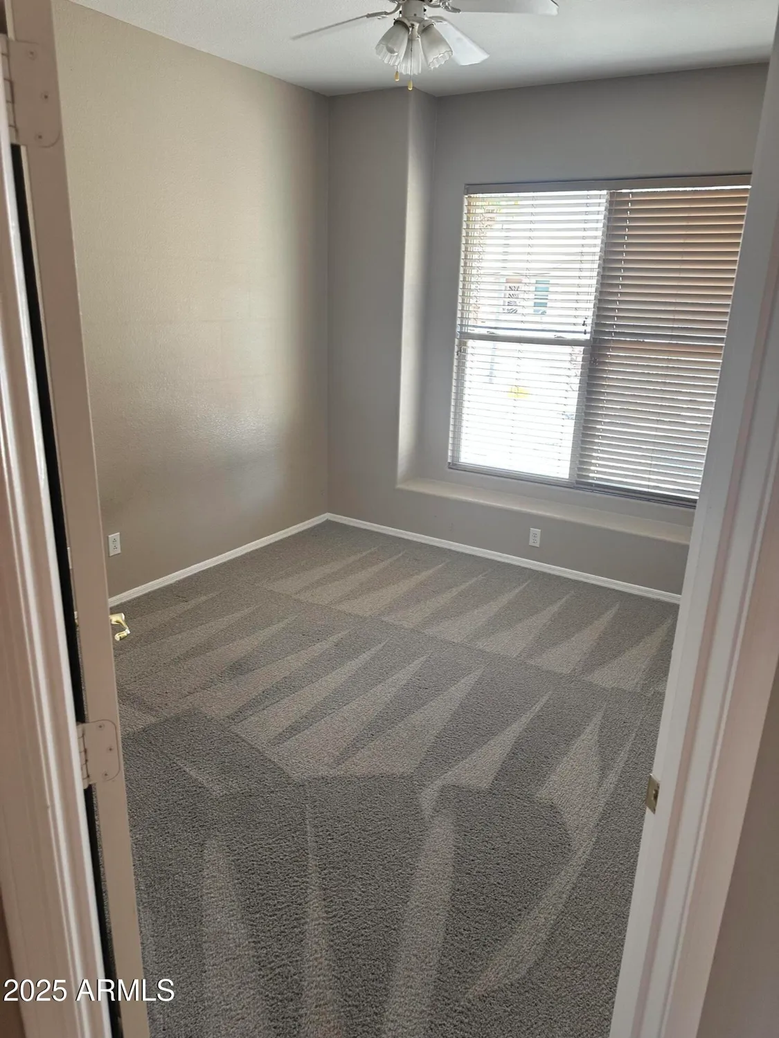 Property Slideshow image 15 of 37 | 6460 s springs pl, Chandler, AZ, 85249