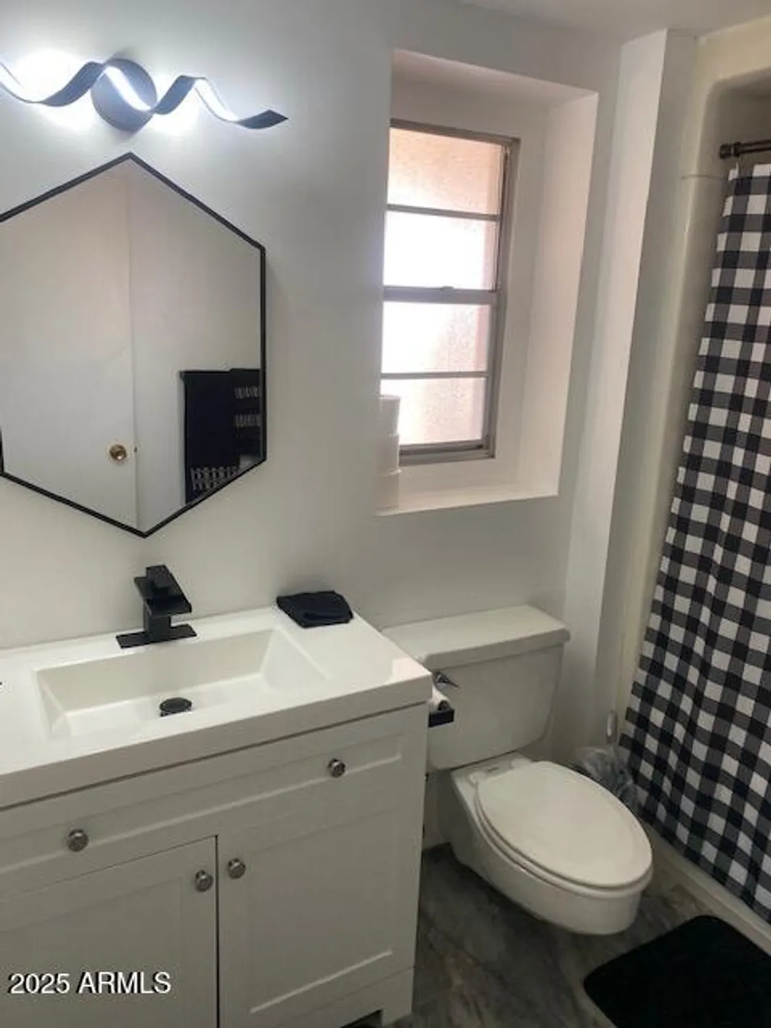 Property Slideshow image 11 of 14 | 12219 n sun valley dr, Sun City, AZ, 85351