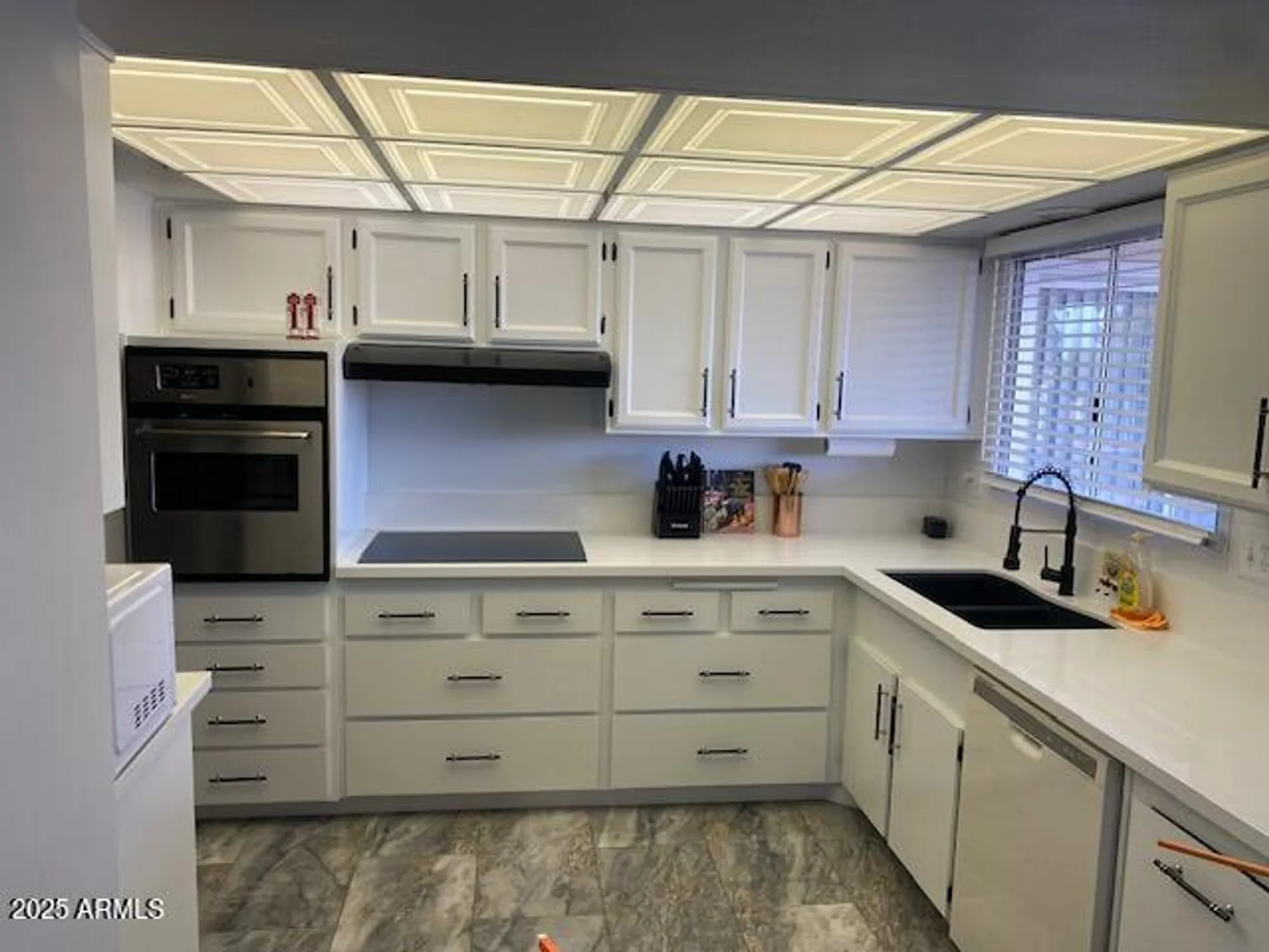 Property Slideshow image 6 of 14 | 12219 n sun valley dr, Sun City, AZ, 85351