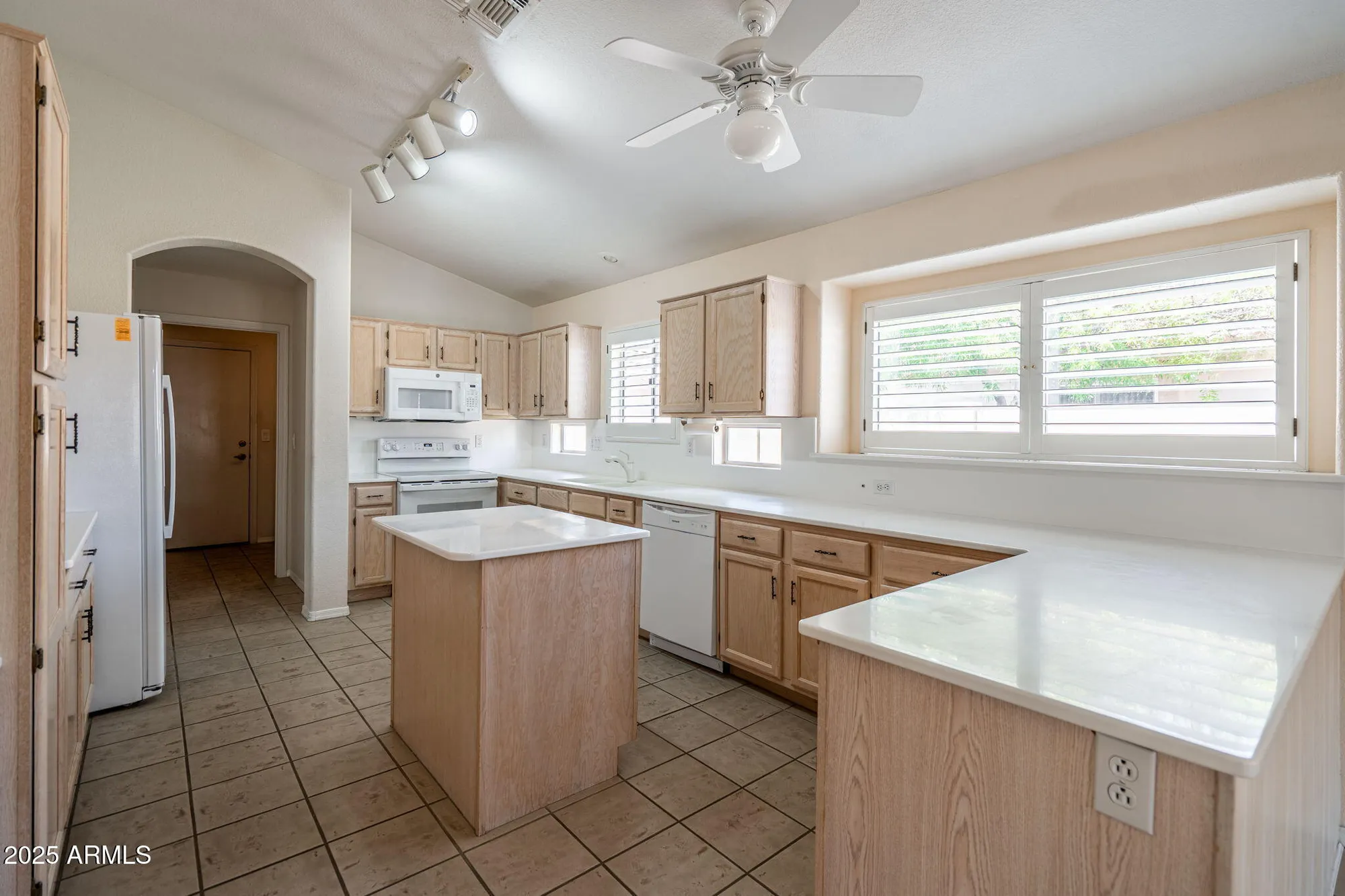 Property Slideshow image 5 of 20 | 14554 w morning star trl, Surprise, AZ, 85374