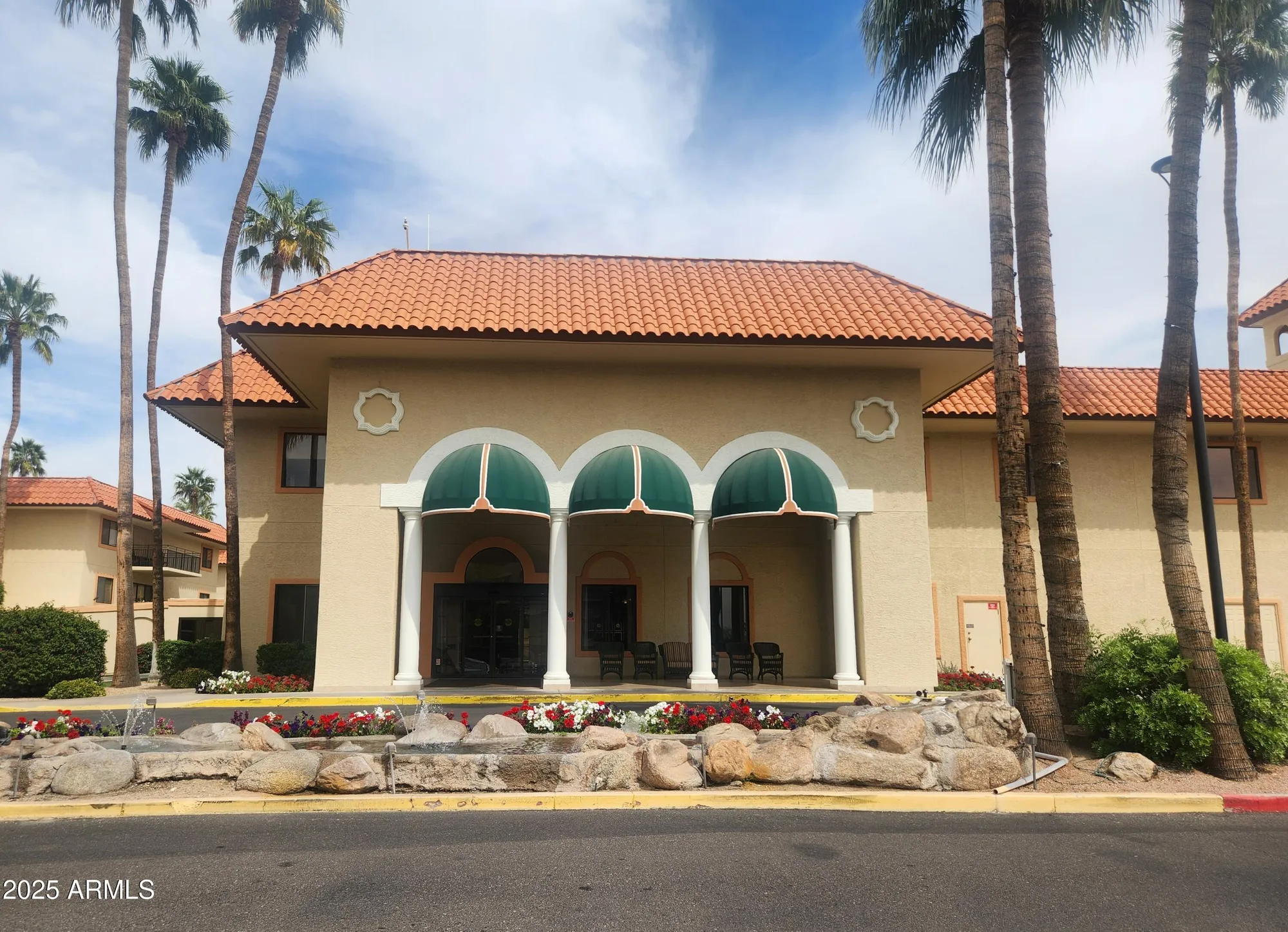 Property Slideshow image 17 of 20 | 10330 w thunderbird blvd b110, Sun City, AZ, 85351