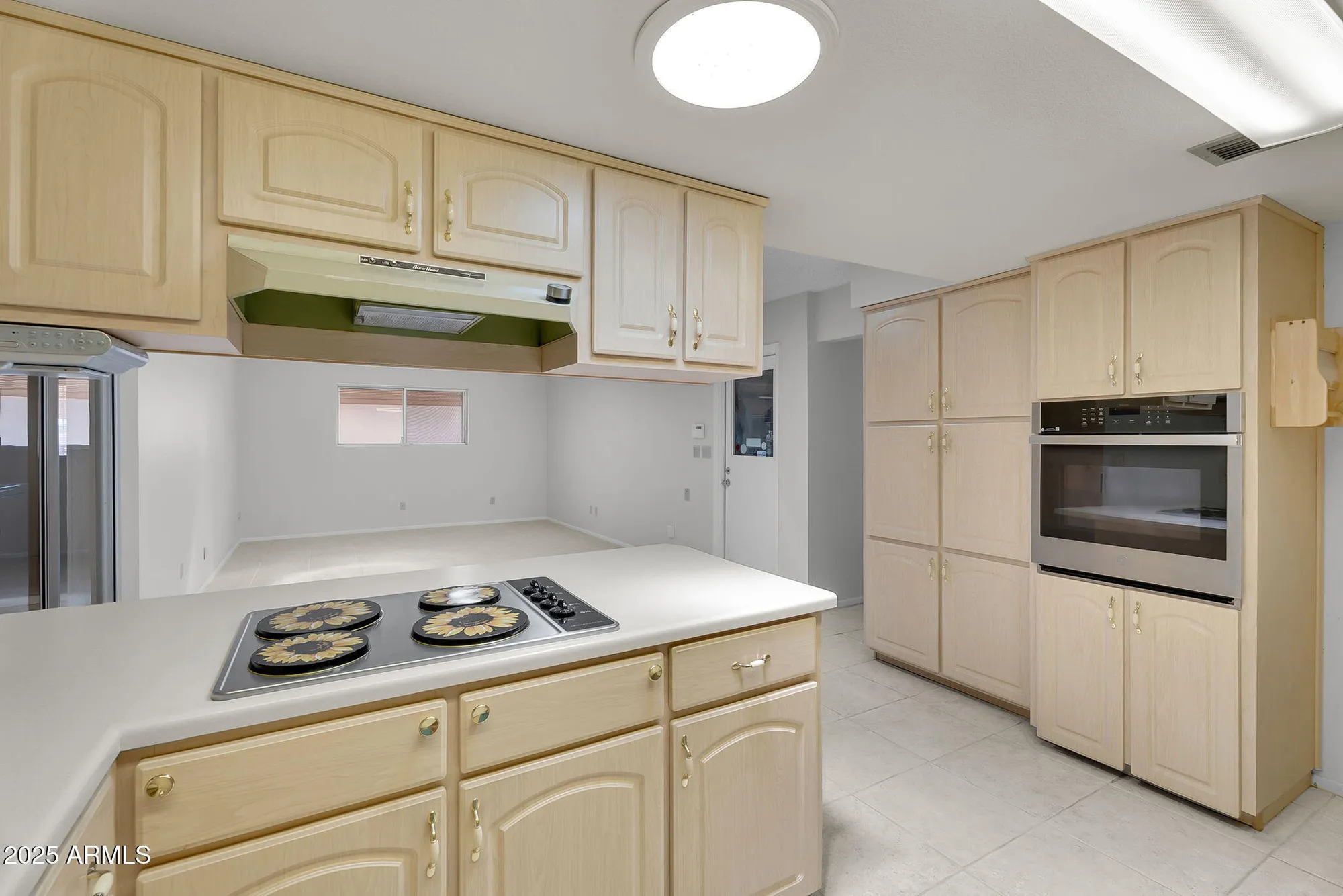 Property Slideshow image 11 of 22 | 1023 s ocotillo dr, Apache Junction, AZ, 85120