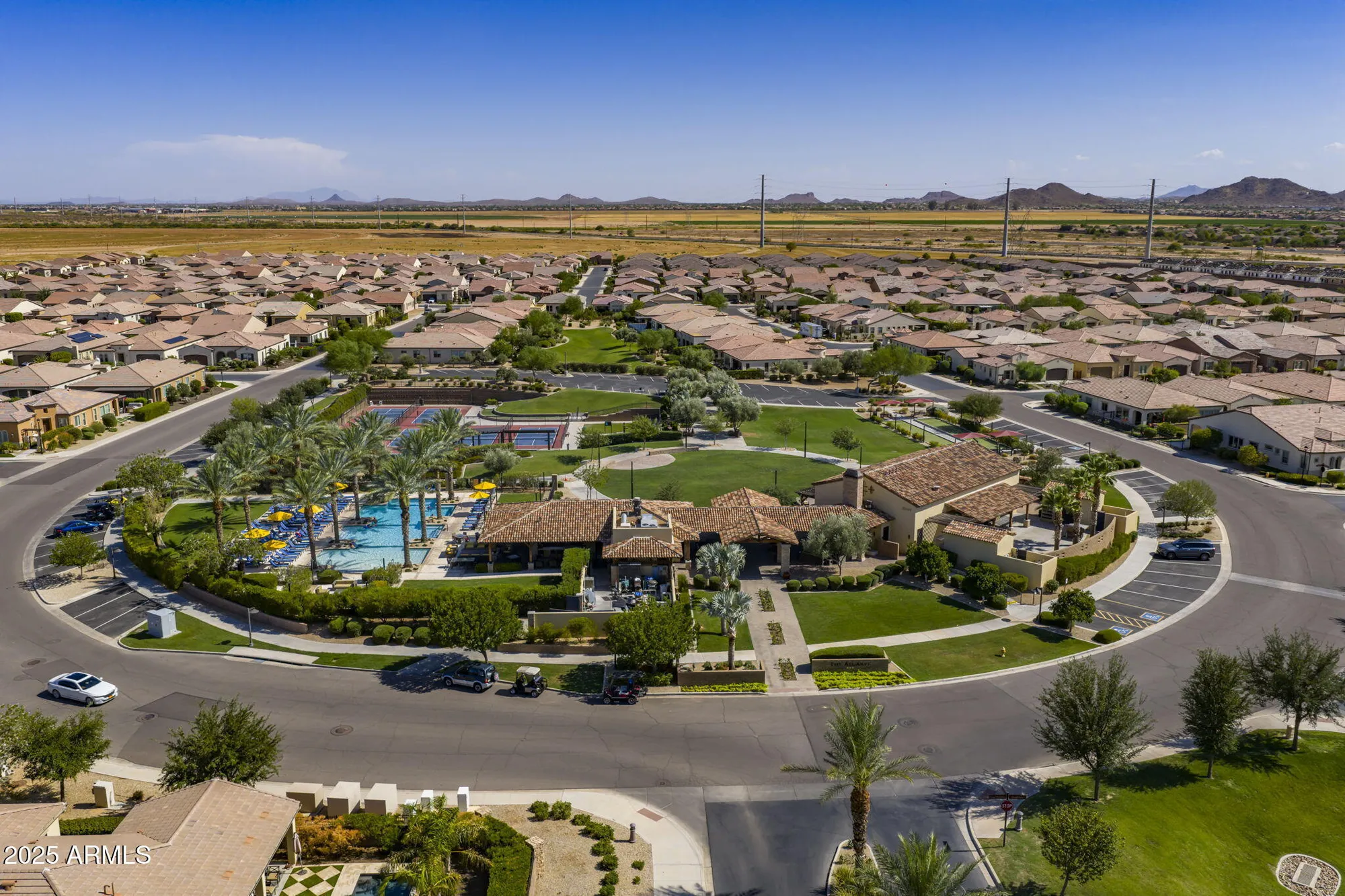 Property Slideshow image 31 of 48 | 617 e citrus hollow way, Queen Creek, AZ, 85140