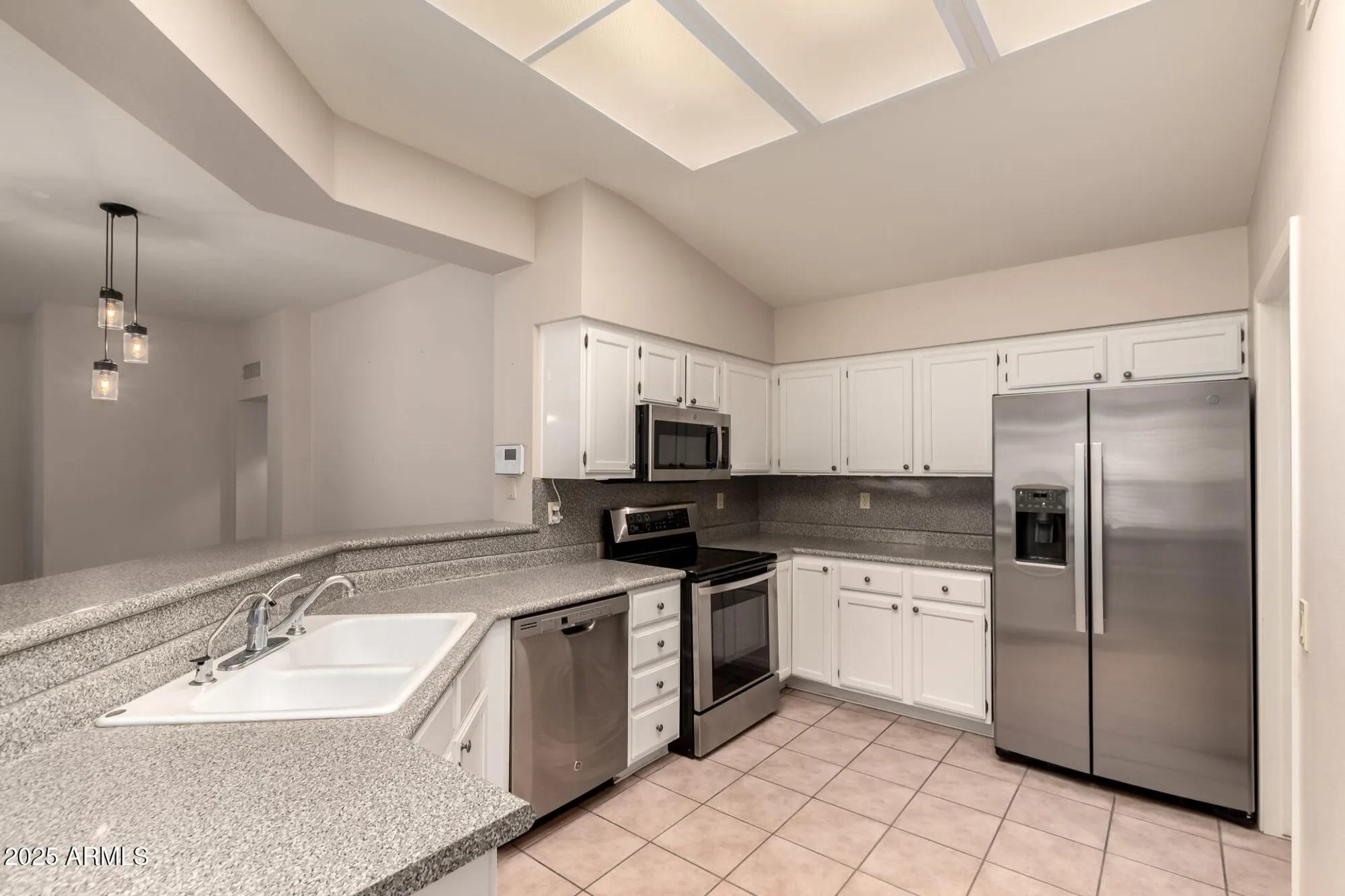 Property Slideshow image 6 of 19 | 19951 n greenview dr, Sun City West, AZ, 85375