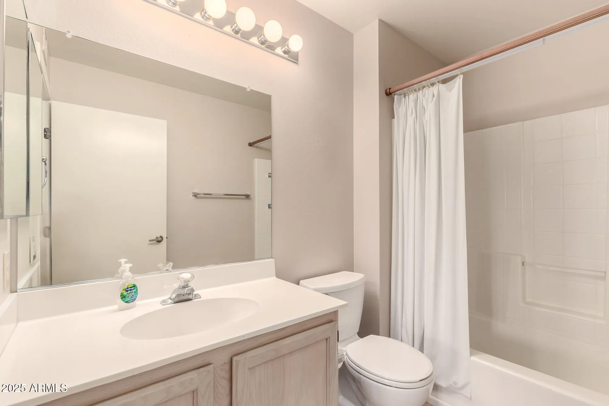 Property Slideshow image 14 of 19 | 19951 n greenview dr, Sun City West, AZ, 85375