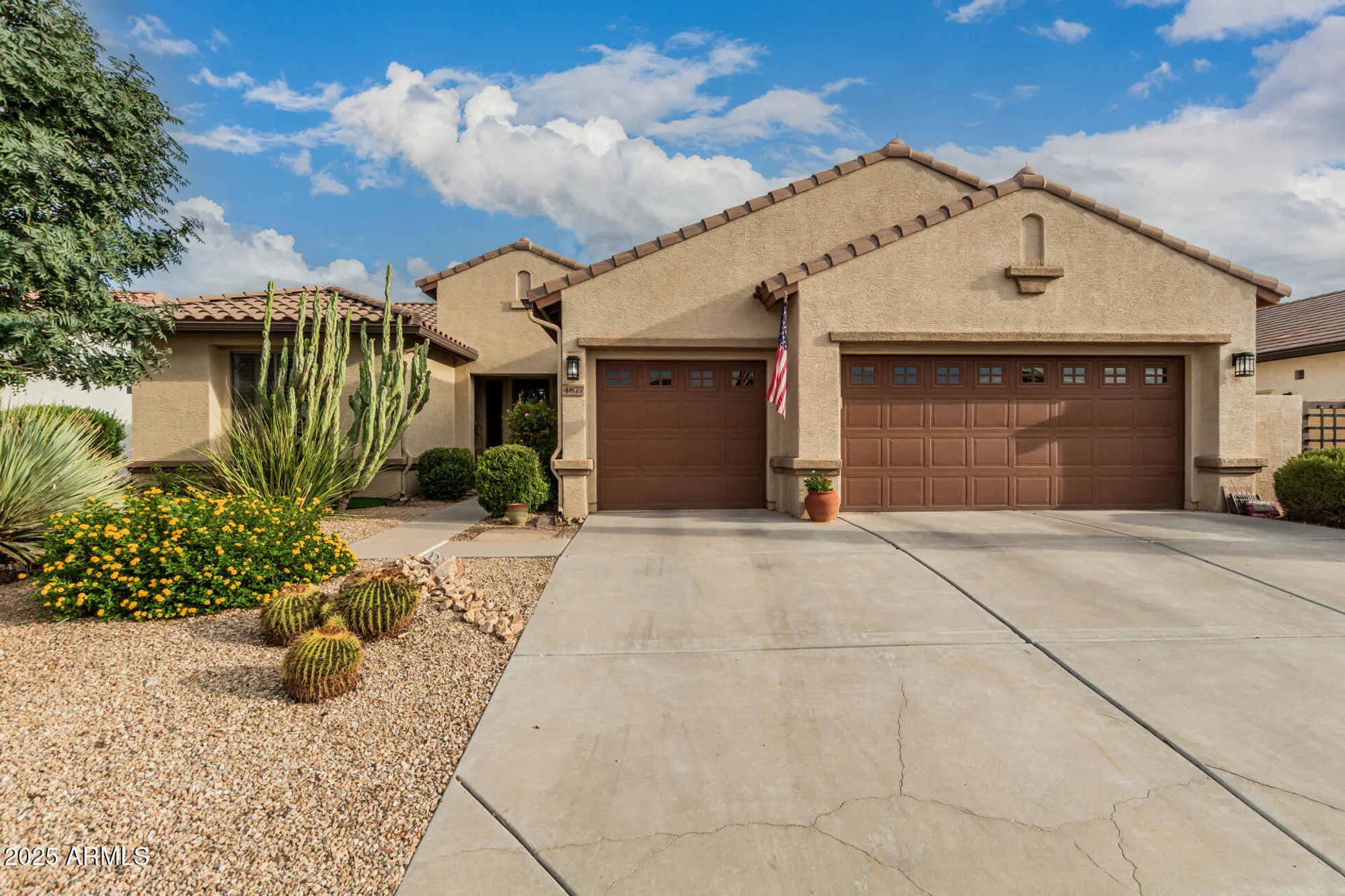 Property Slideshow image 2 of 66 | 4877 w comanche dr, Eloy, AZ, 85131