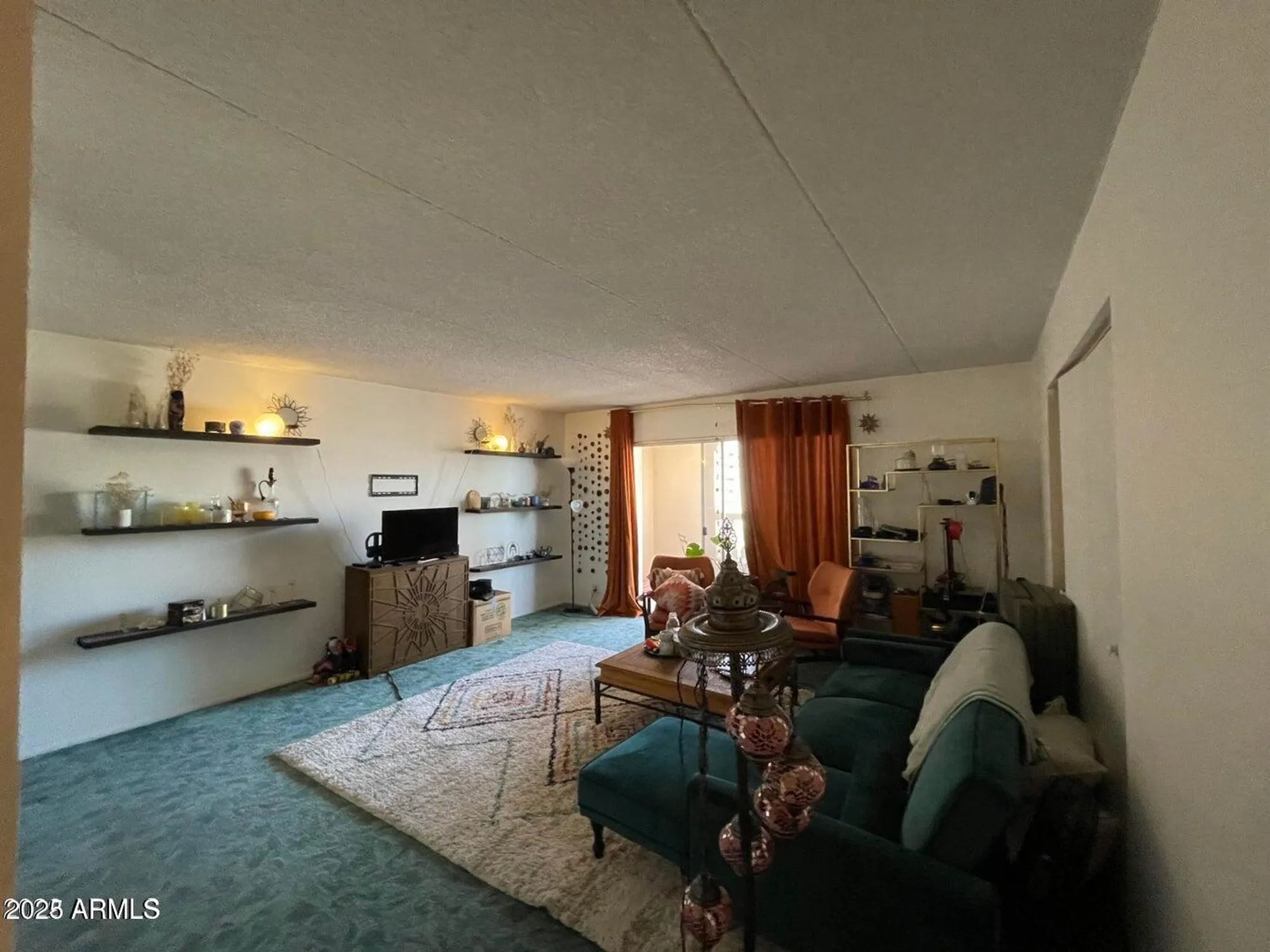 Property Slideshow image 4 of 8 | 7910 e camelback rd unit 511, Scottsdale, AZ, 85251
