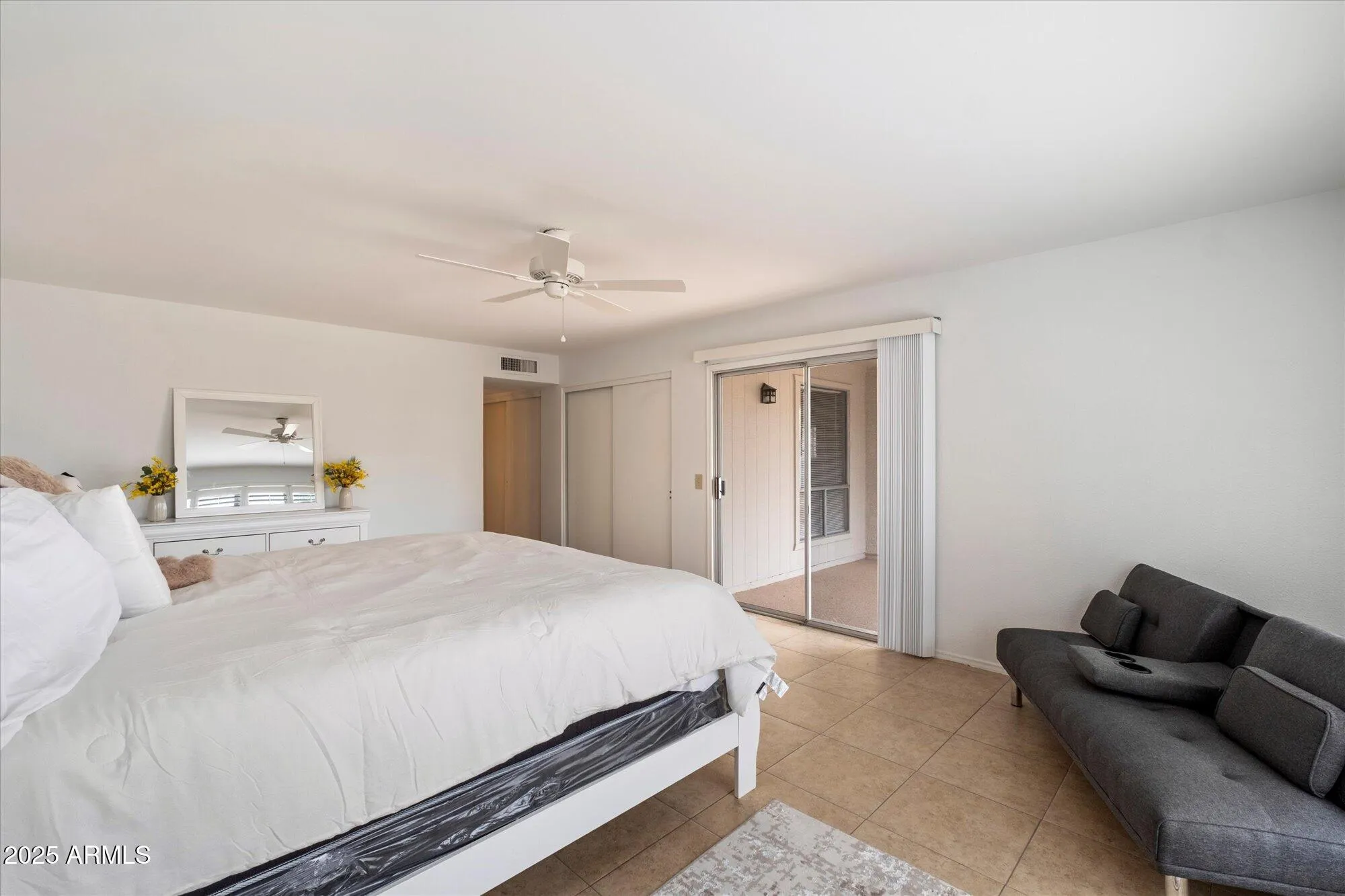 Property Slideshow image 15 of 34 | 10421 e silvertree dr, Sun Lakes, AZ, 85248