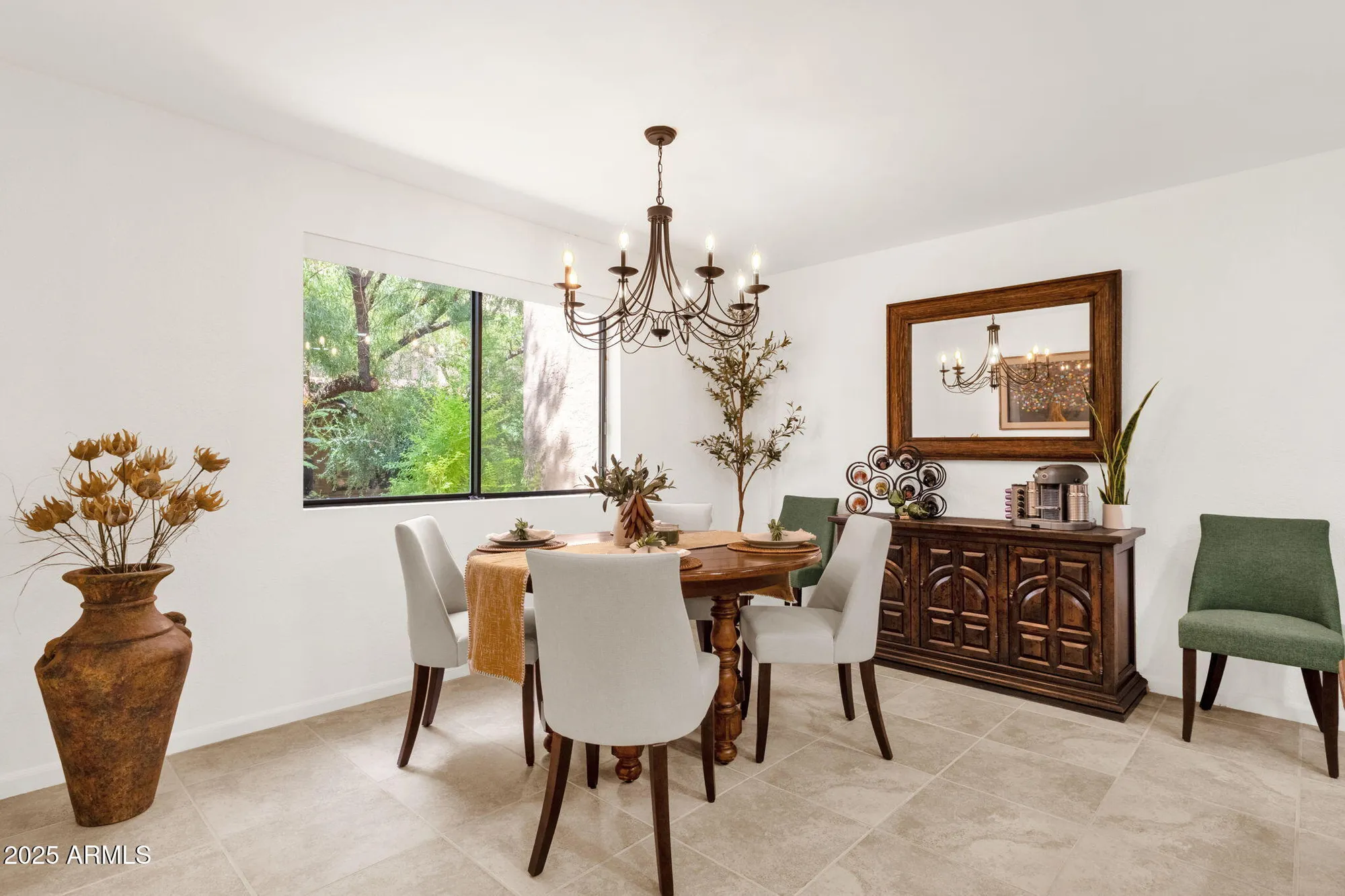 Property Slideshow image 18 of 80 | 7438 e hum rd 103, Carefree, AZ, 85377