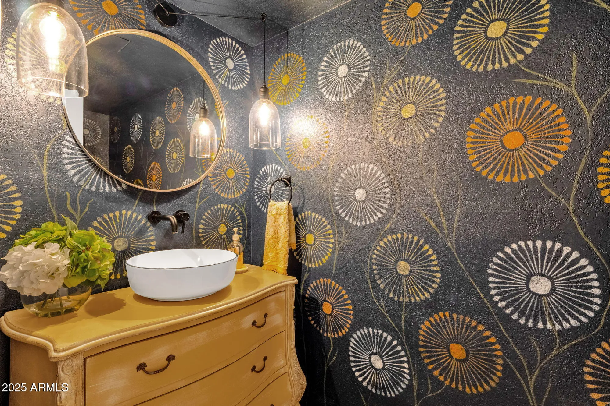 Property Slideshow image 29 of 80 | 7438 e hum rd 103, Carefree, AZ, 85377