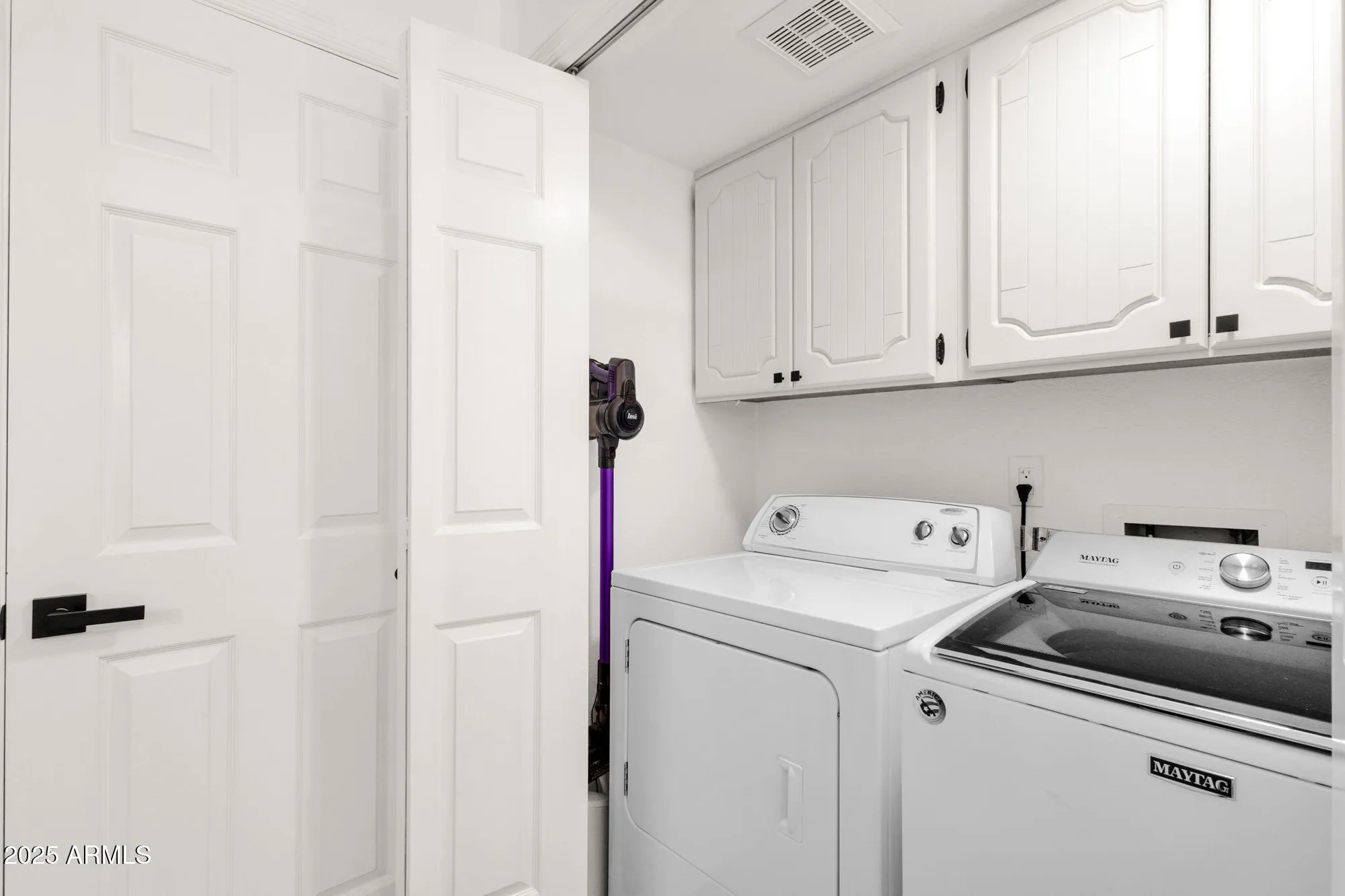 Property Slideshow image 31 of 80 | 7438 e hum rd 103, Carefree, AZ, 85377