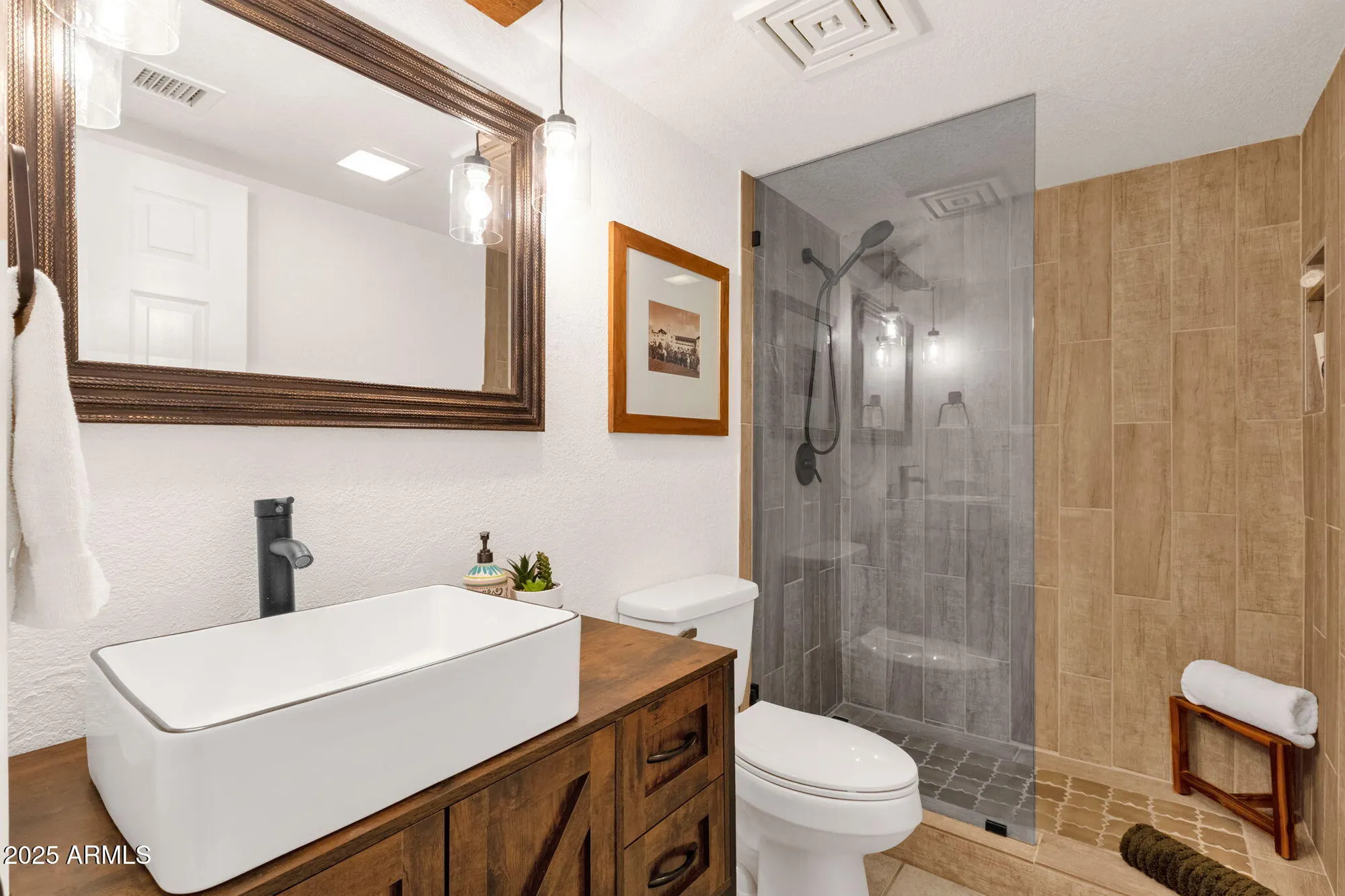 Property Slideshow image 49 of 80 | 7438 e hum rd 103, Carefree, AZ, 85377