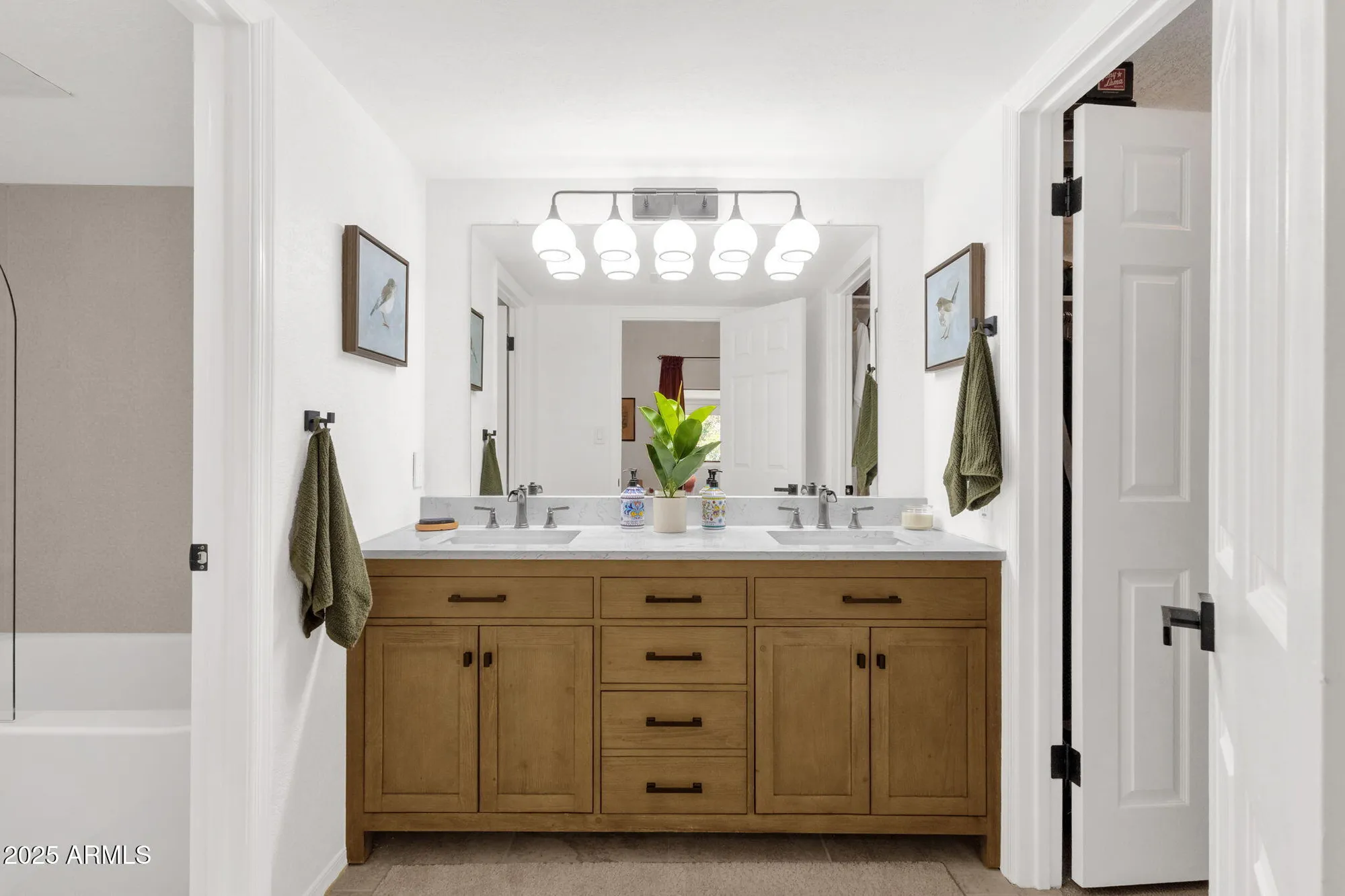 Property Slideshow image 41 of 80 | 7438 e hum rd 103, Carefree, AZ, 85377