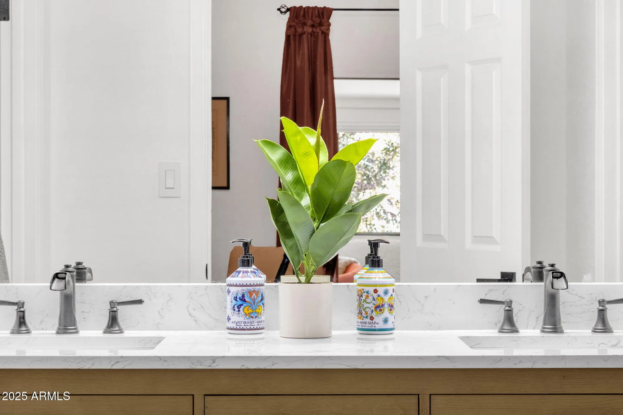 Property Slideshow image 42 of 80 | 7438 e hum rd 103, Carefree, AZ, 85377