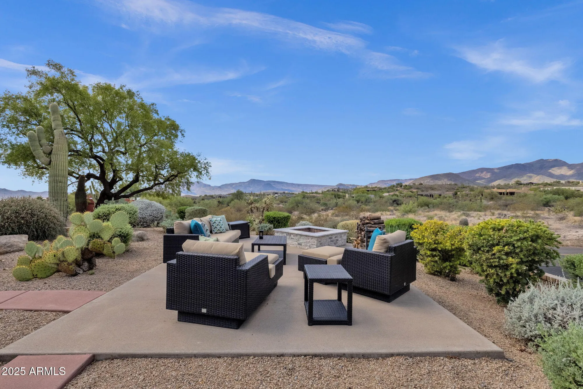 Property Slideshow image 69 of 80 | 7438 e hum rd 103, Carefree, AZ, 85377