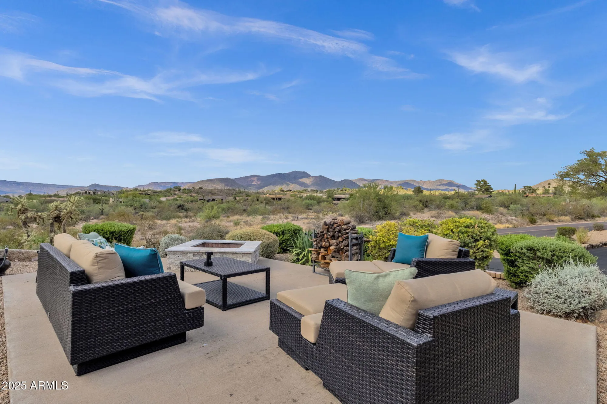 Property Slideshow image 71 of 80 | 7438 e hum rd 103, Carefree, AZ, 85377