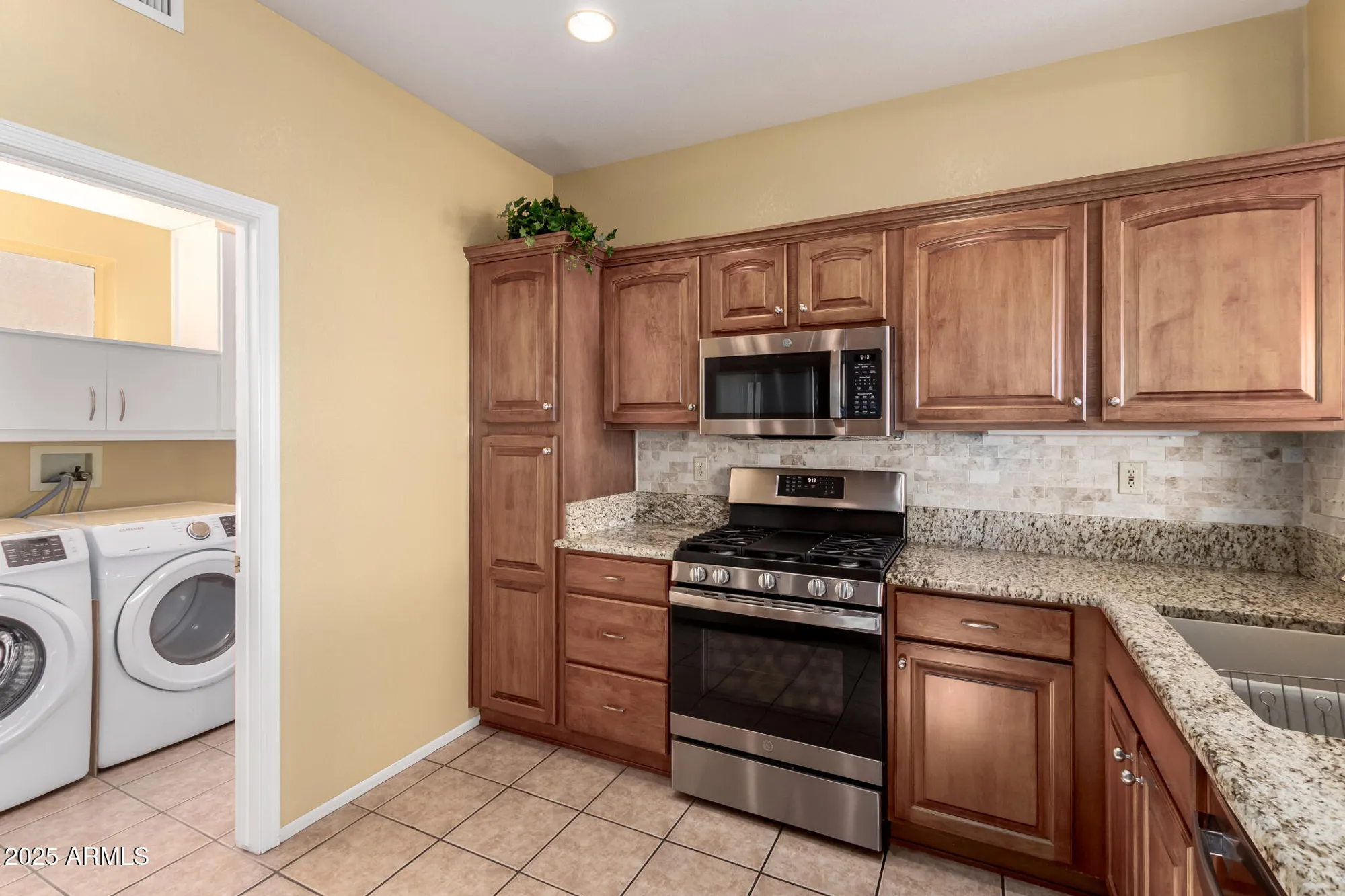 Property Slideshow image 8 of 31 | 16152 w vista north dr, Sun City West, AZ, 85375