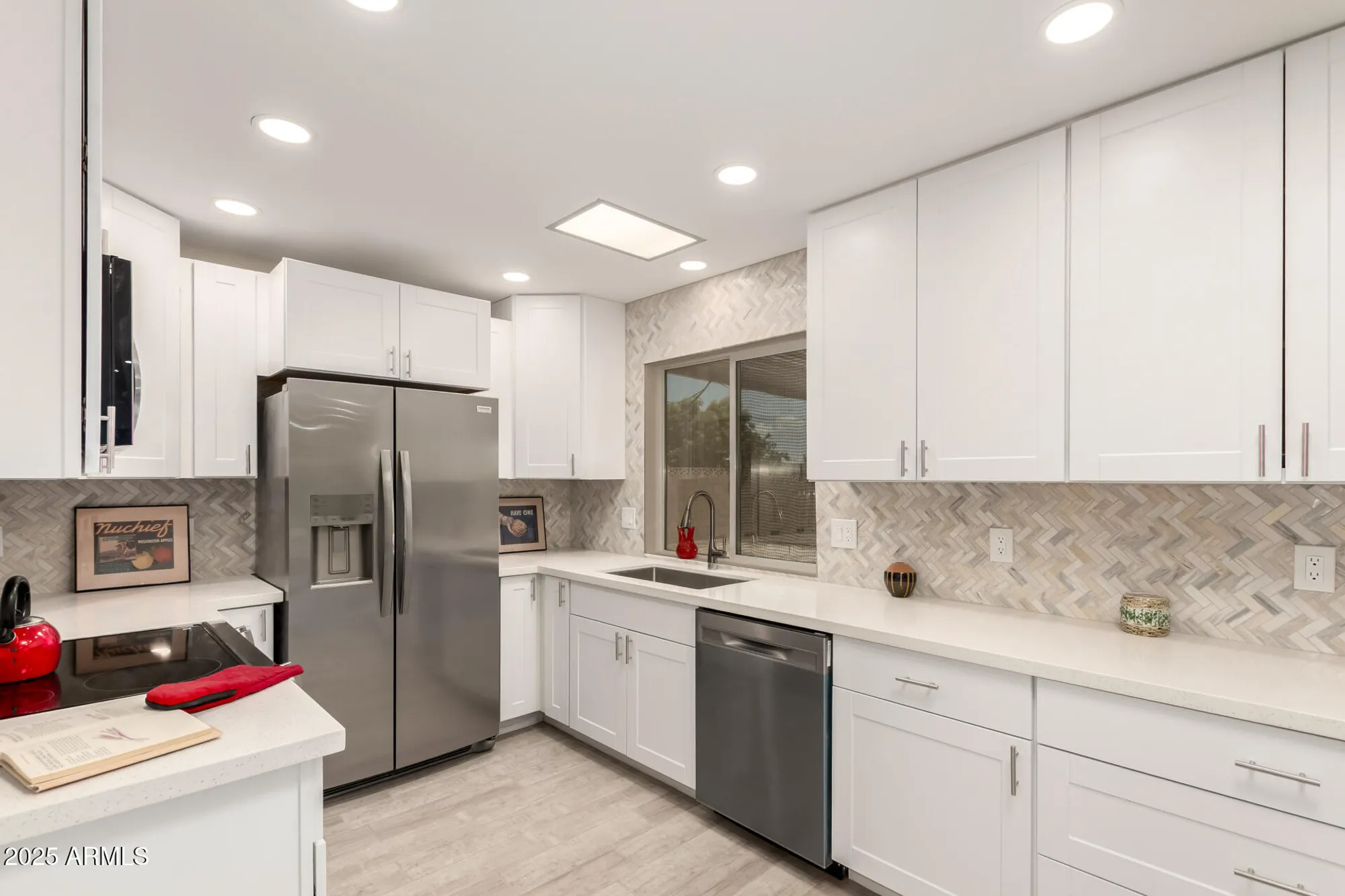 Property Slideshow image 1 of 38 | 9713 w raintree dr, Sun City, AZ, 85351