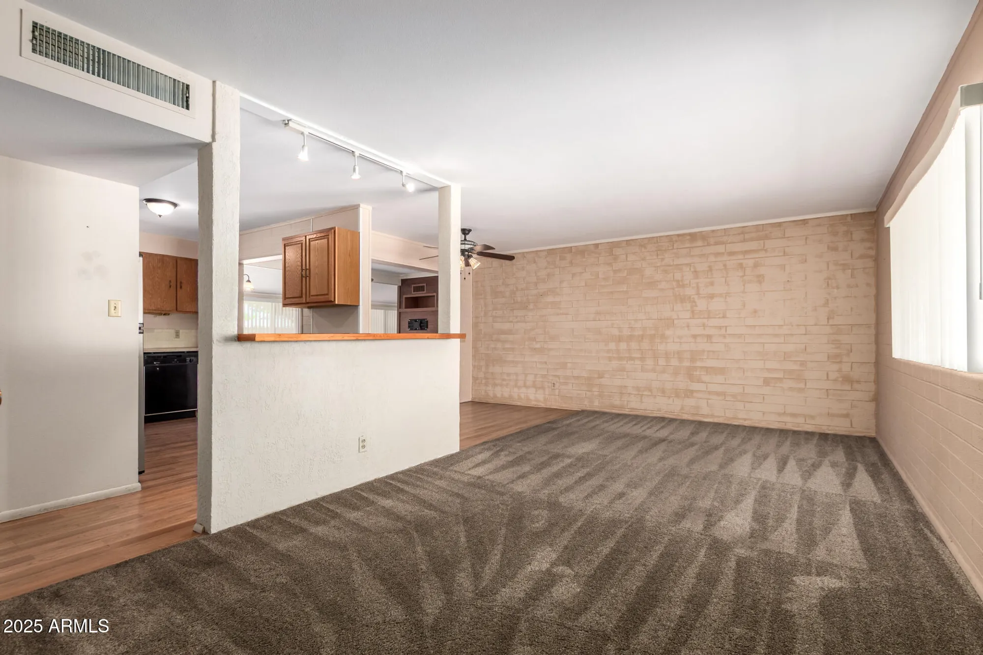 Property Slideshow image 4 of 24 | 12454 n cherry hills dr, Sun City, AZ, 85351