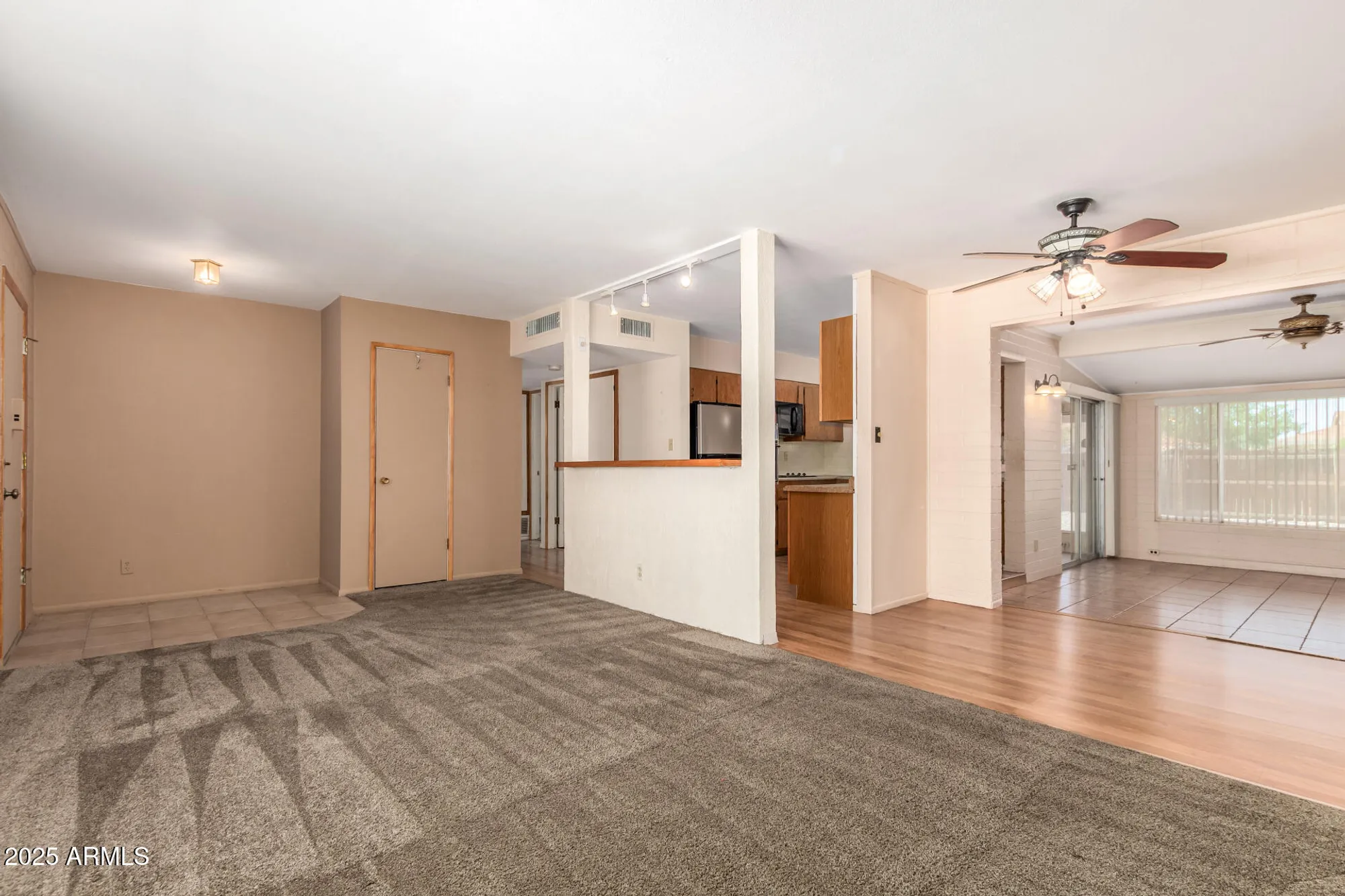 Property Slideshow image 5 of 24 | 12454 n cherry hills dr, Sun City, AZ, 85351