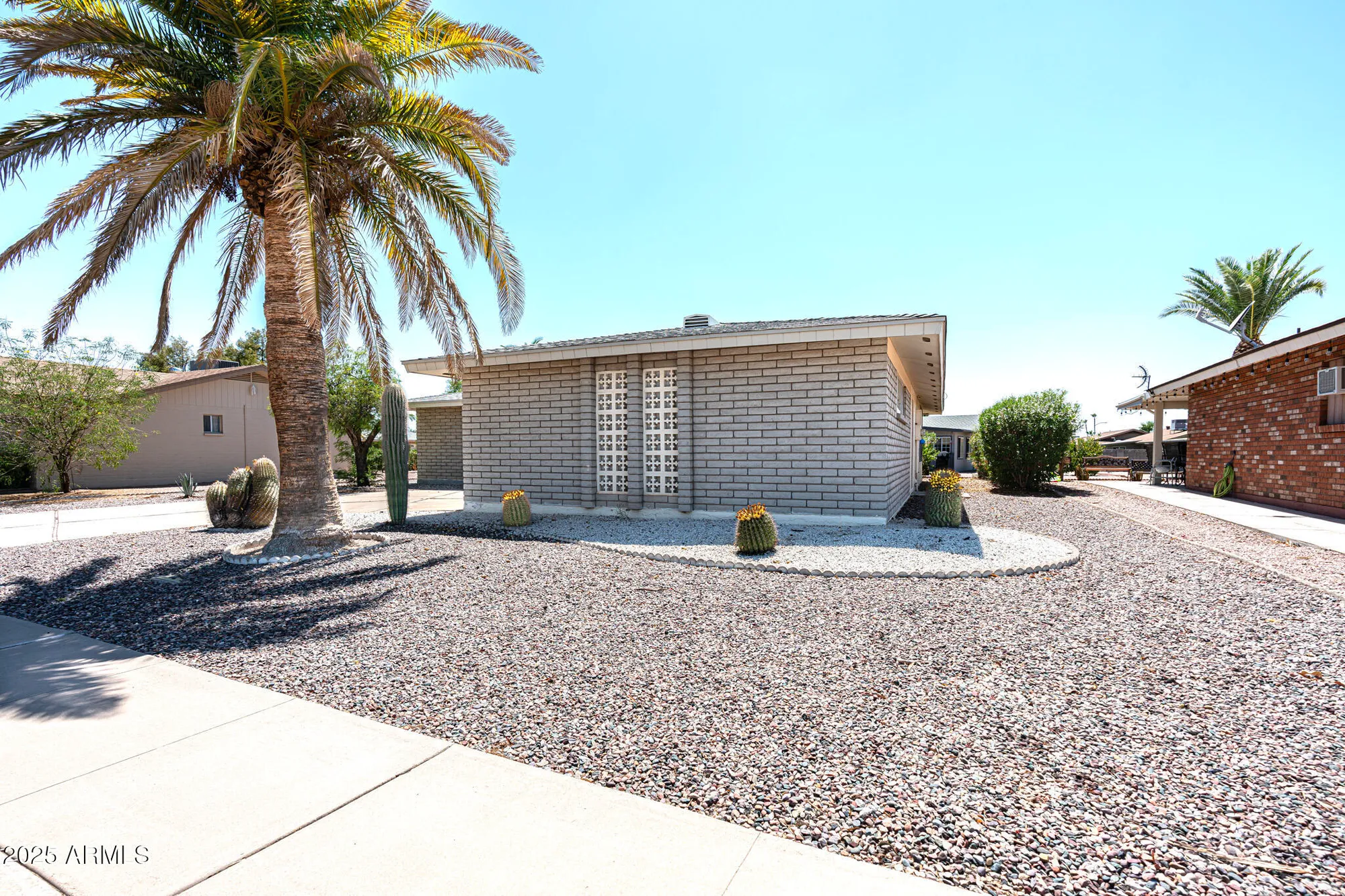 Property Slideshow image 3 of 40 | 1050 s roanoke, Mesa, AZ, 85206