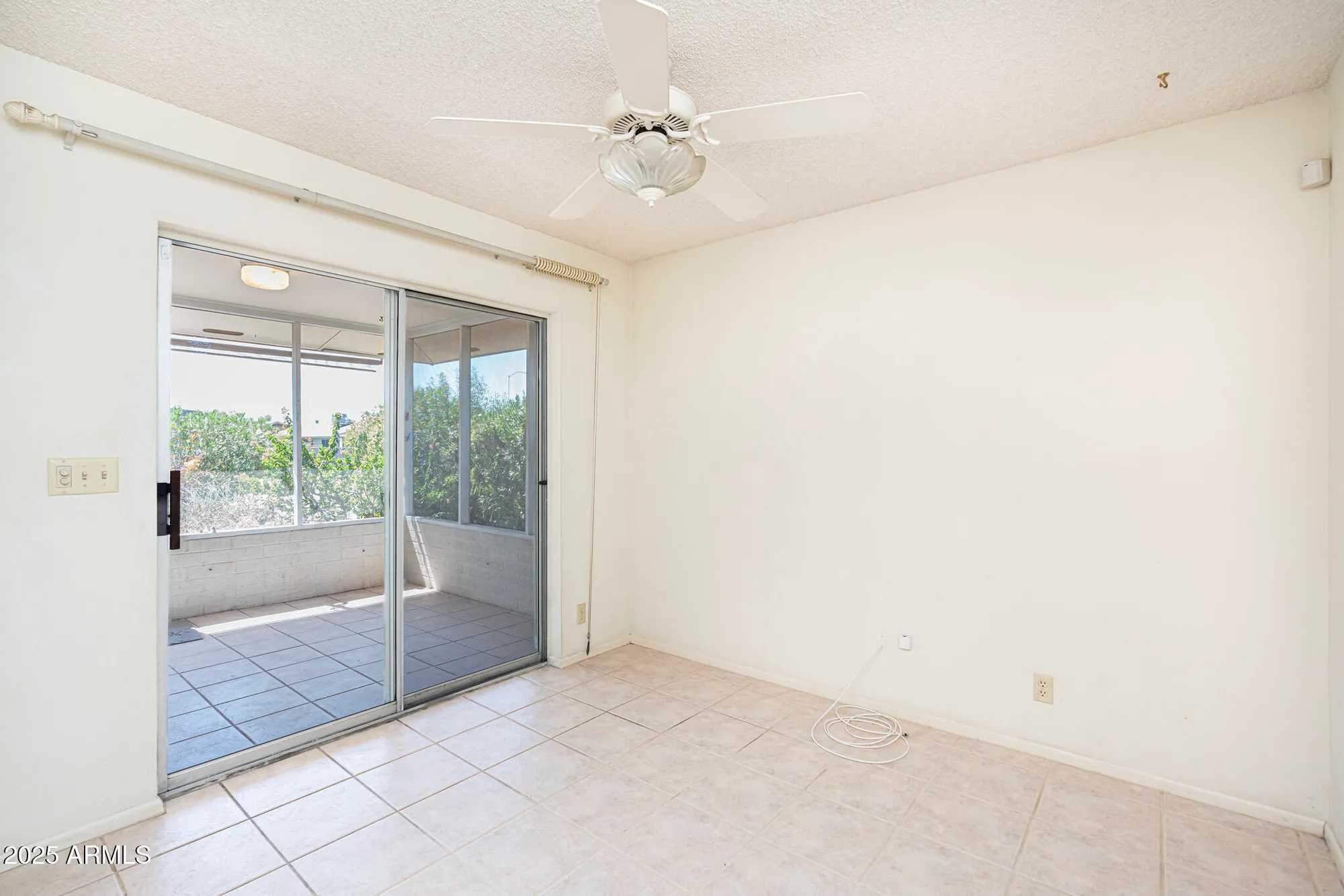 Property Slideshow image 10 of 40 | 1050 s roanoke, Mesa, AZ, 85206