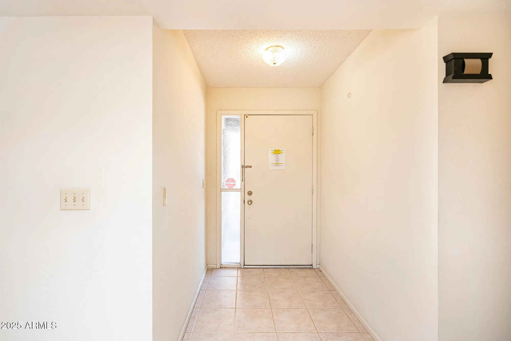 Property Slideshow image 4 of 40 | 1050 s roanoke, Mesa, AZ, 85206