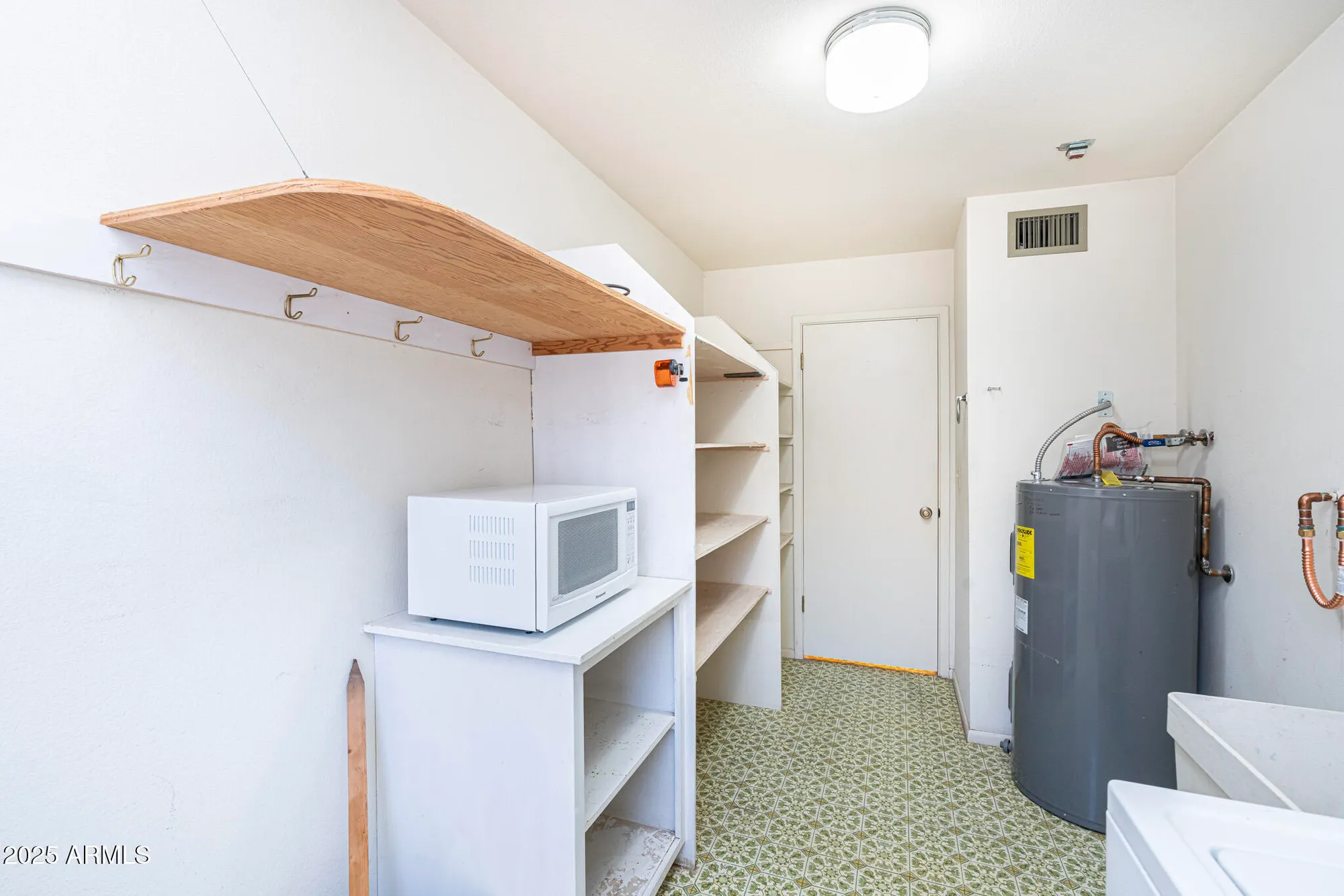 Property Slideshow image 31 of 40 | 1050 s roanoke, Mesa, AZ, 85206