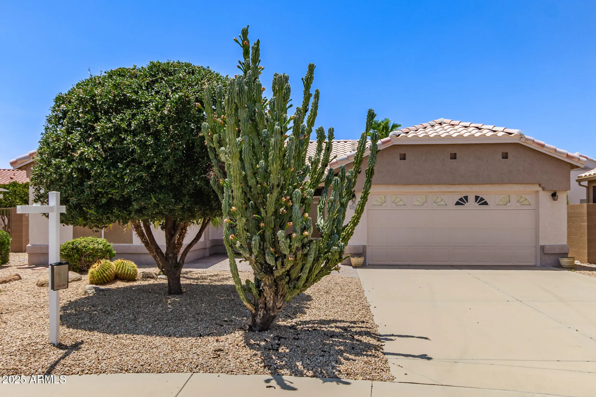 Property Slideshow image 33 of 62 | 22610 n cabana ln, Sun City West, AZ, 85375