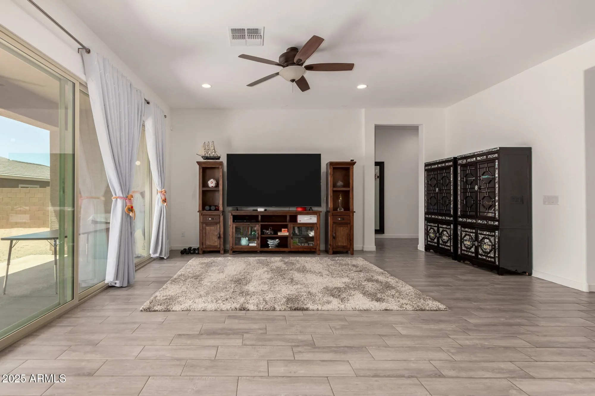 Property Slideshow image 8 of 41 | 24393 n 169th dr, Surprise, AZ, 85387