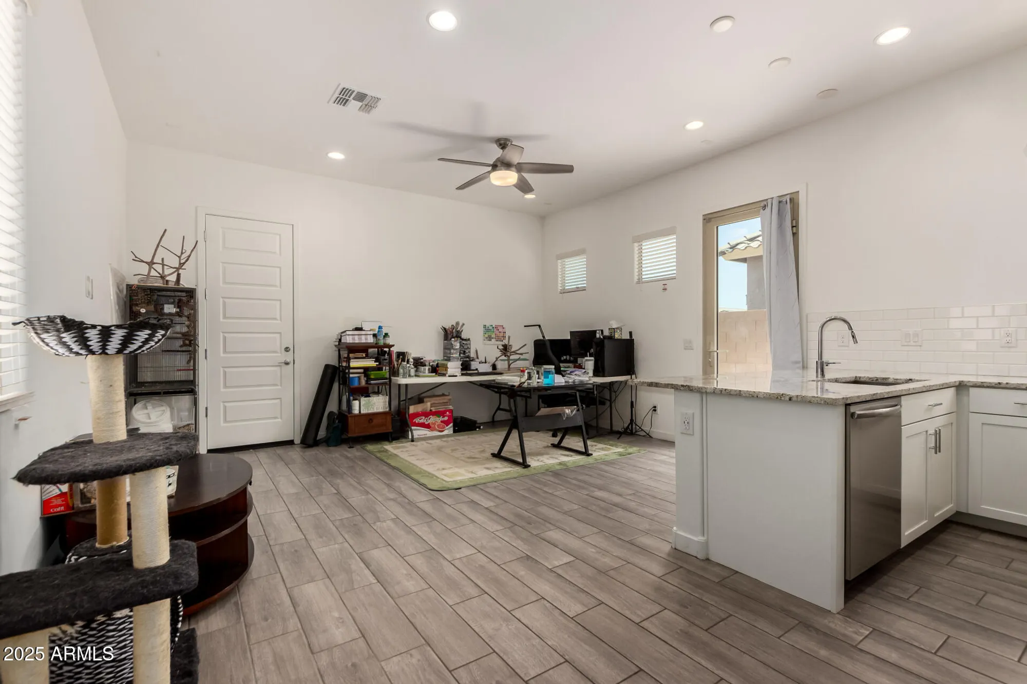 Property Slideshow image 10 of 41 | 24393 n 169th dr, Surprise, AZ, 85387