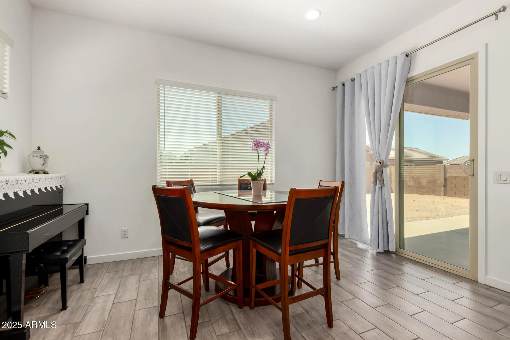 Property Slideshow image 12 of 41 | 24393 n 169th dr, Surprise, AZ, 85387