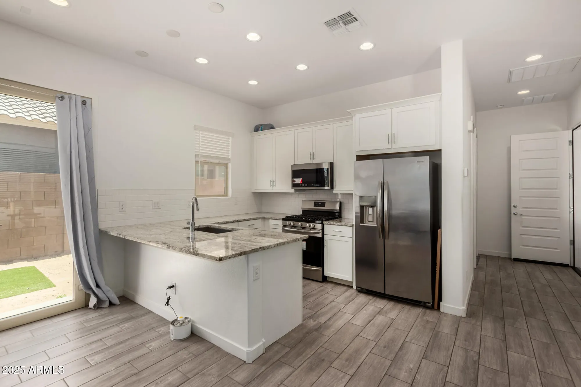 Property Slideshow image 15 of 41 | 24393 n 169th dr, Surprise, AZ, 85387