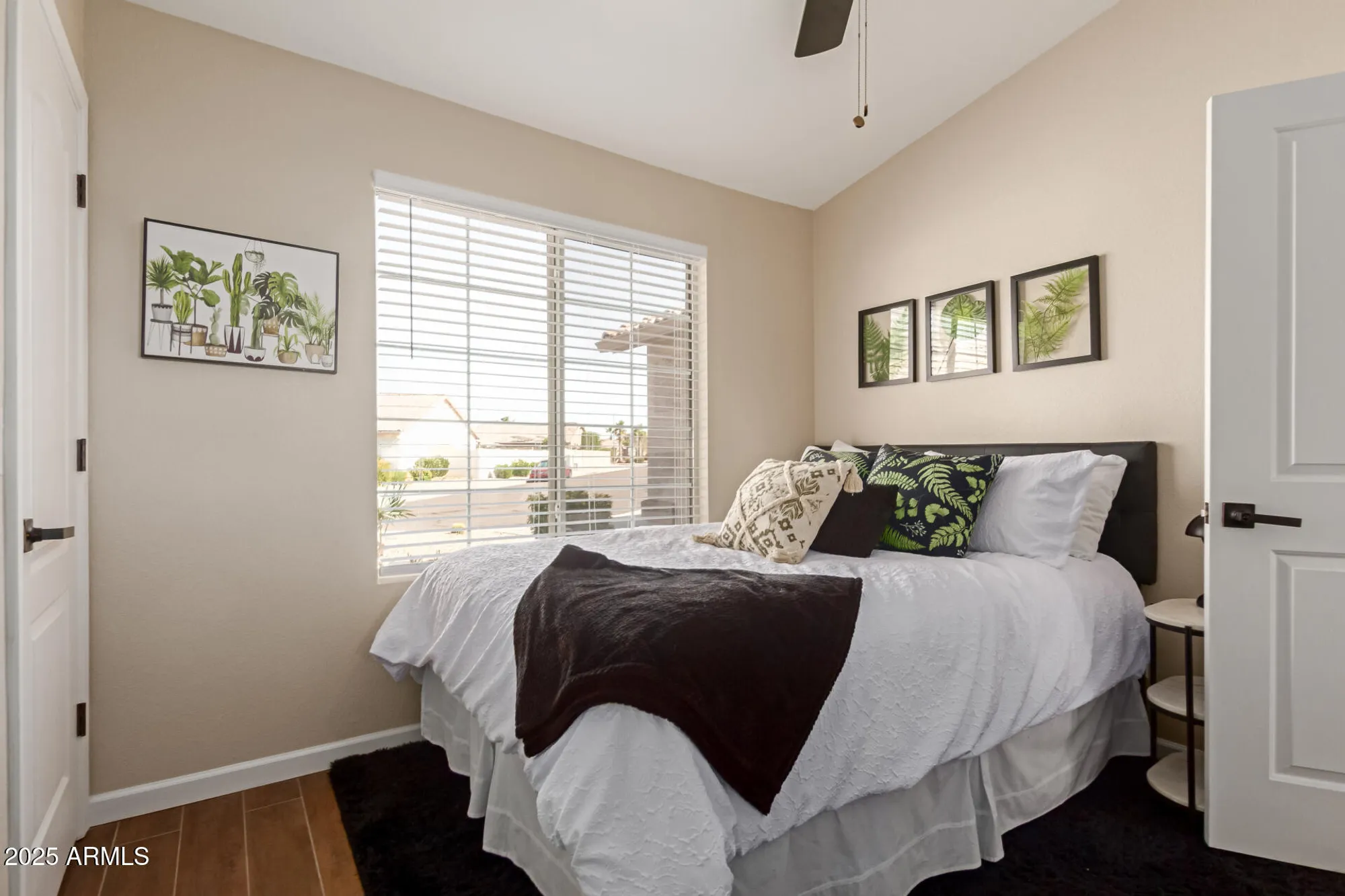 Property Slideshow image 10 of 19 | 10672 w ross ave, Peoria, AZ, 85382