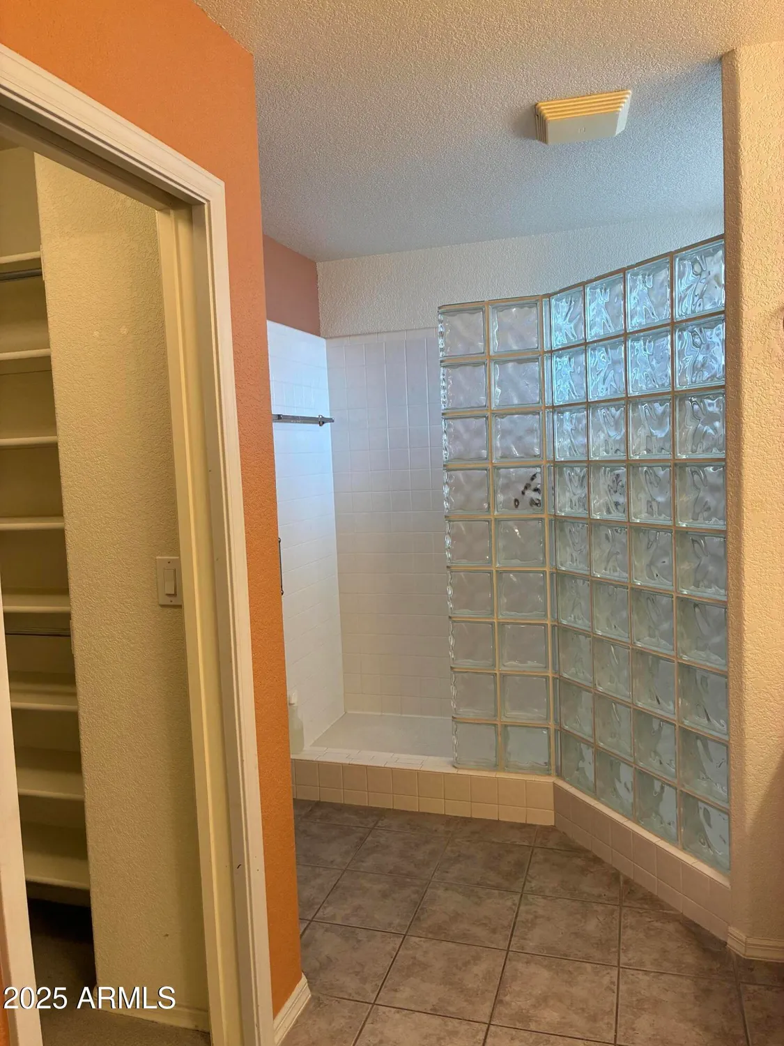 Property Slideshow image 26 of 36 | 11360 e monte cir, Mesa, AZ, 85209