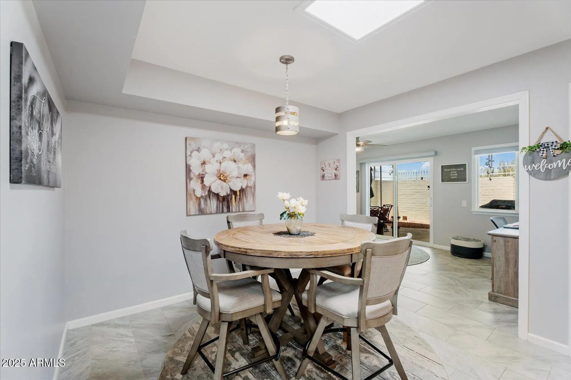 Property Slideshow image 7 of 16 | 14234 n newcastle dr, Sun City, AZ, 85351