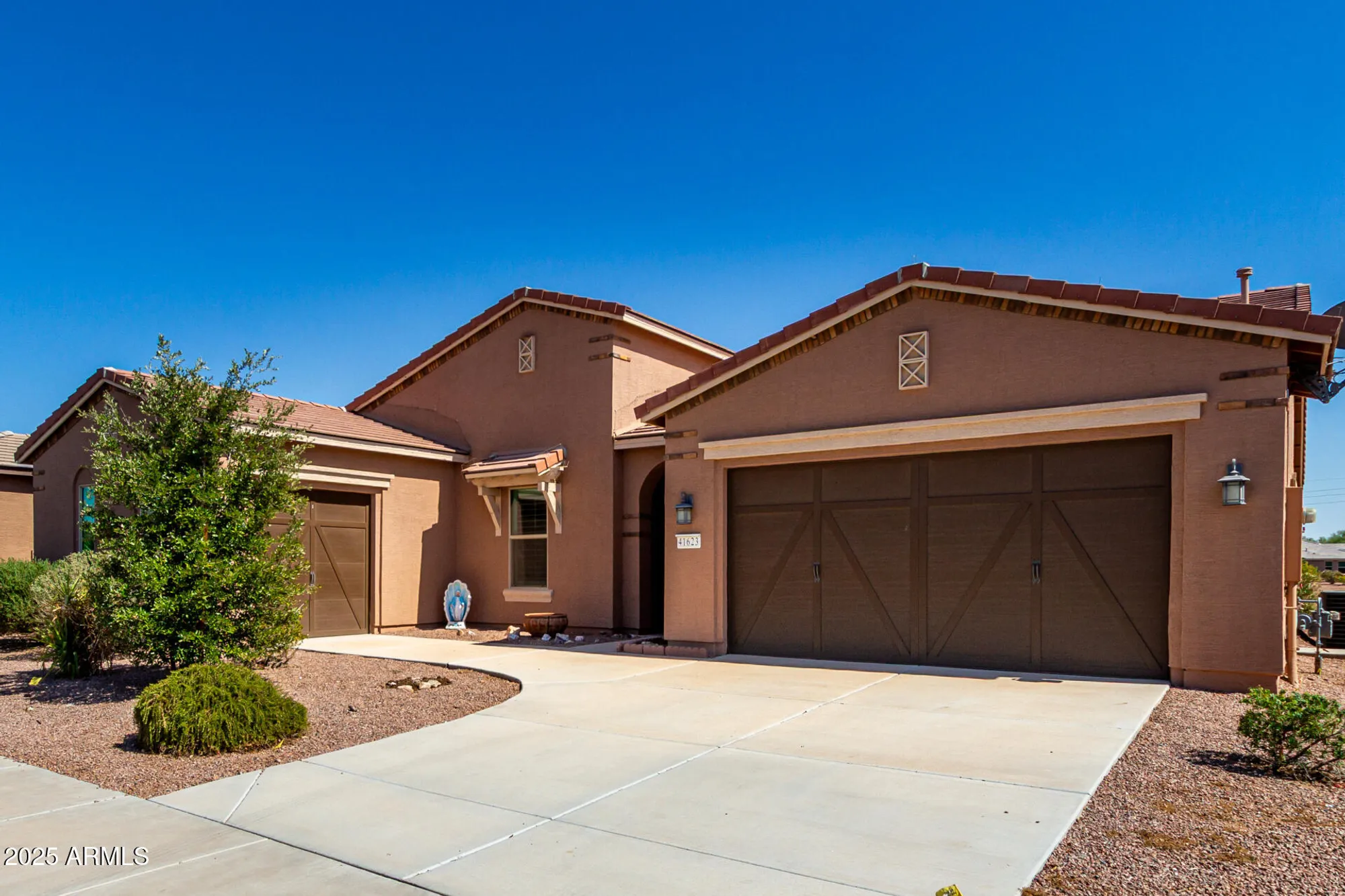 Property Slideshow image 5 of 42 | 41623 w springtime rd, Maricopa, AZ, 85138