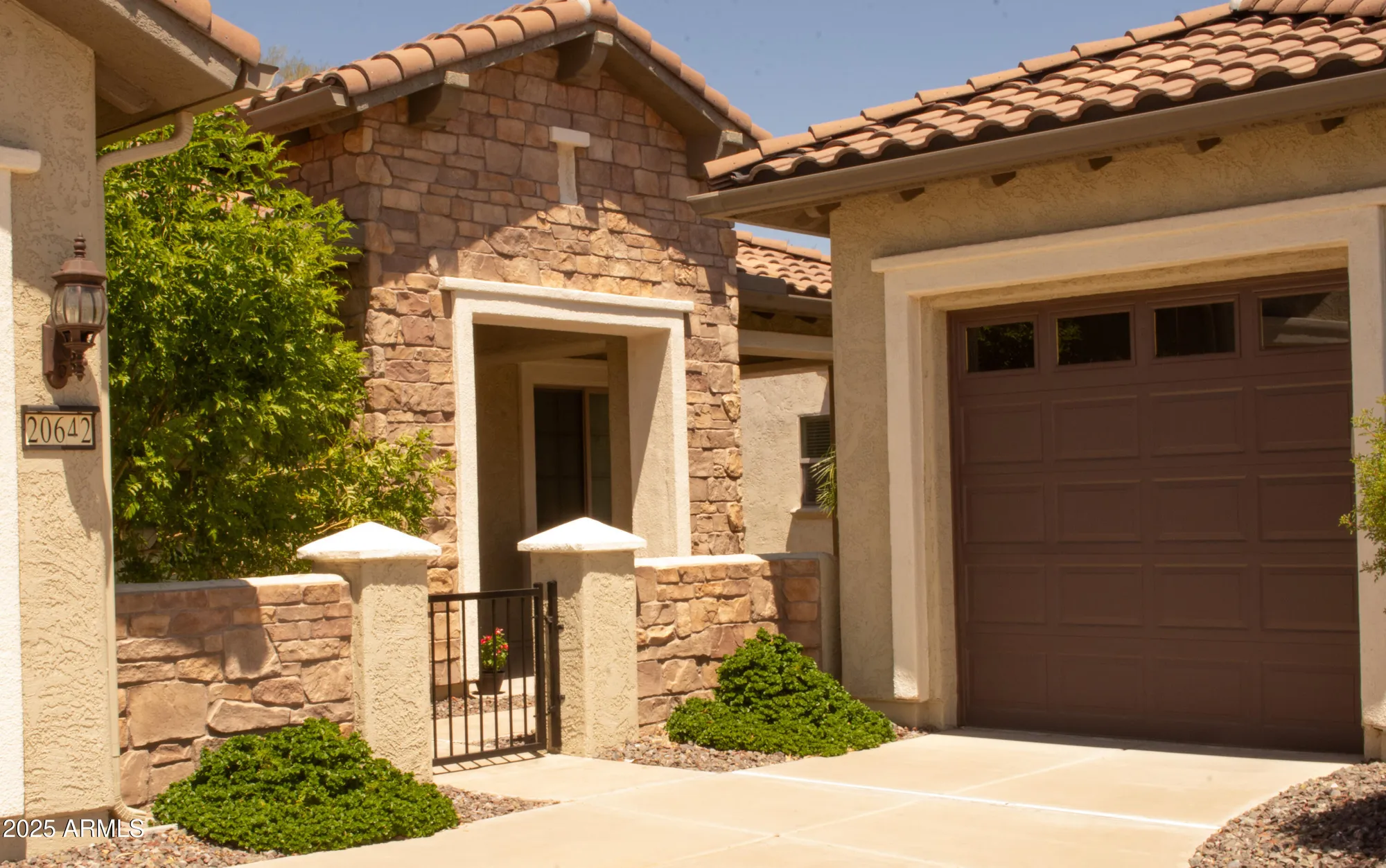 Property Slideshow image 4 of 71 | 20642 n 268th dr, Buckeye, AZ, 85396