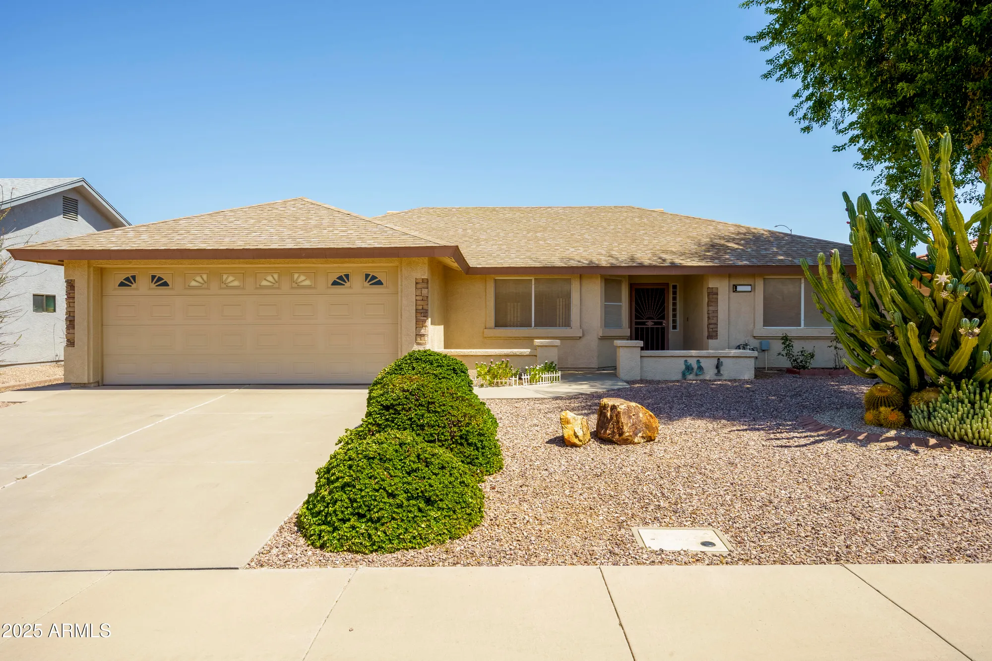 Property Slideshow image 1 of 20 | 11056 e neville ave, Mesa, AZ, 85209
