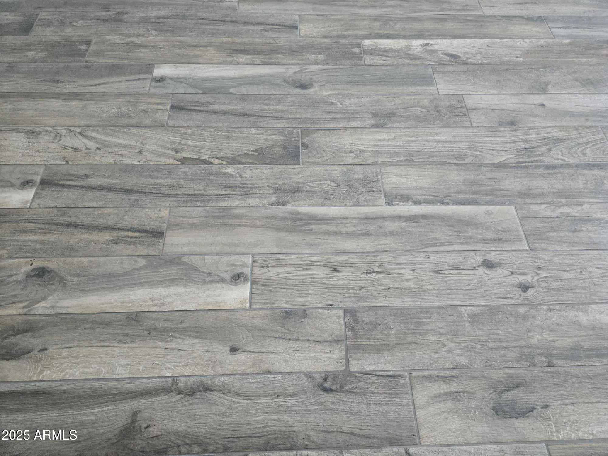 Property Slideshow image 14 of 37 | 11401 s shoshoni dr, Phoenix, AZ, 85044