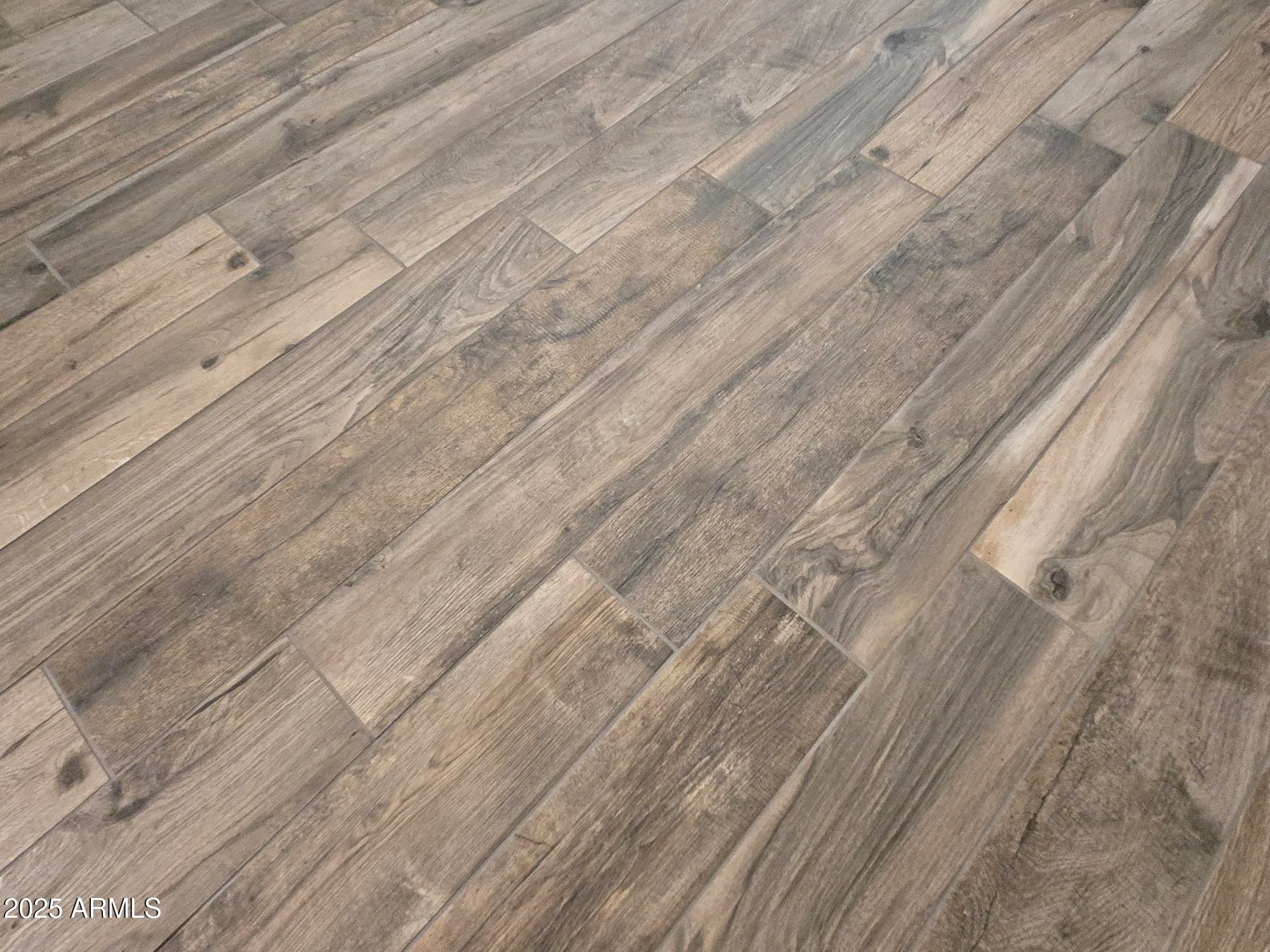 Property Slideshow image 23 of 37 | 11401 s shoshoni dr, Phoenix, AZ, 85044