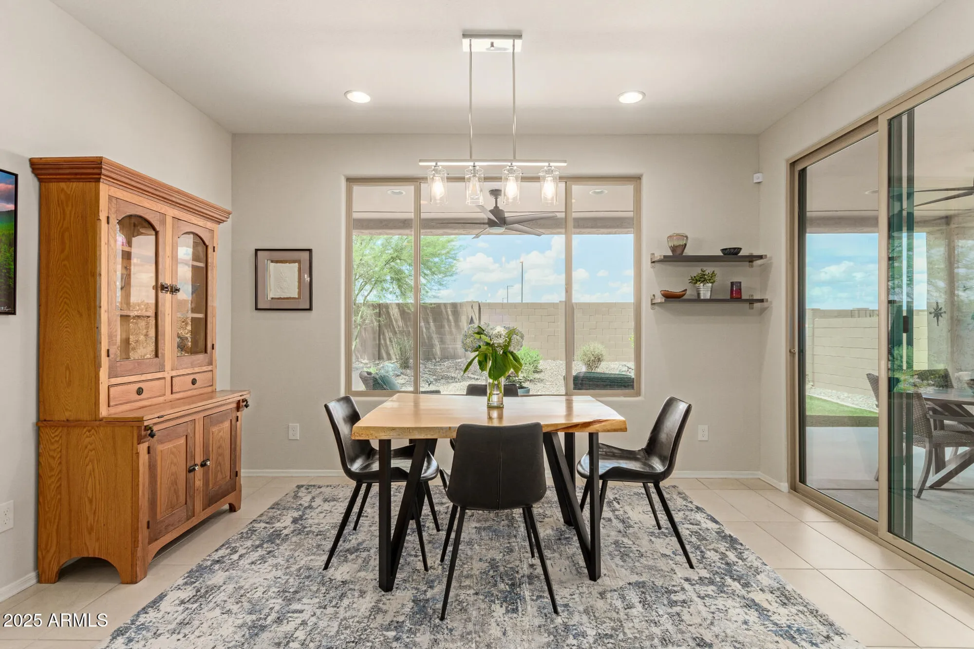 Property Slideshow image 10 of 72 | 8098 w noble prairie way, Florence, AZ, 85132