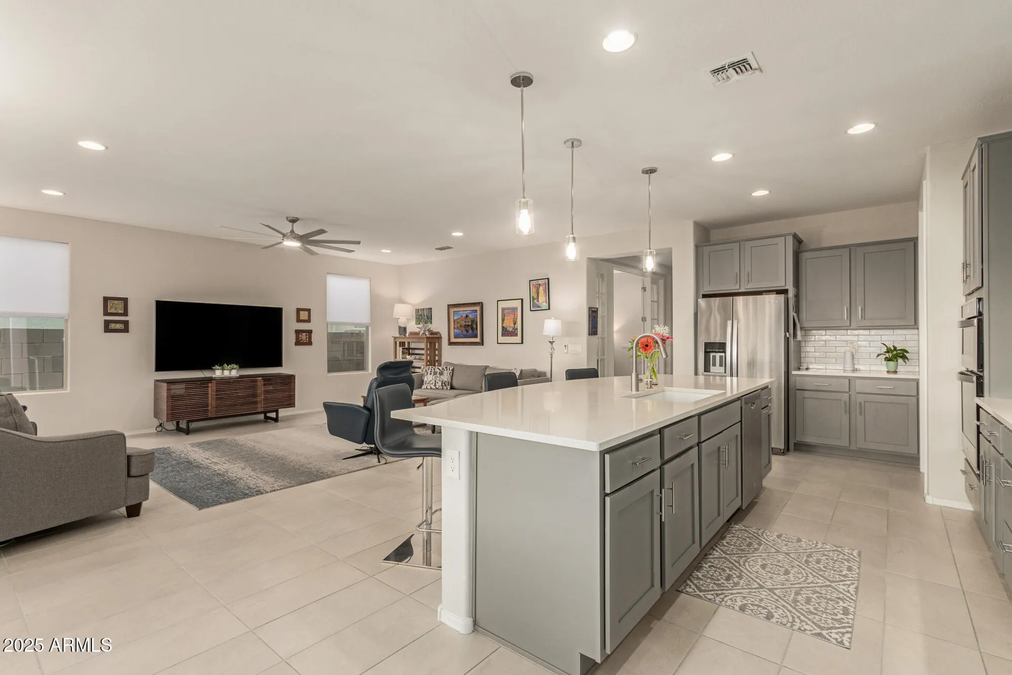 Property Slideshow image 13 of 72 | 8098 w noble prairie way, Florence, AZ, 85132