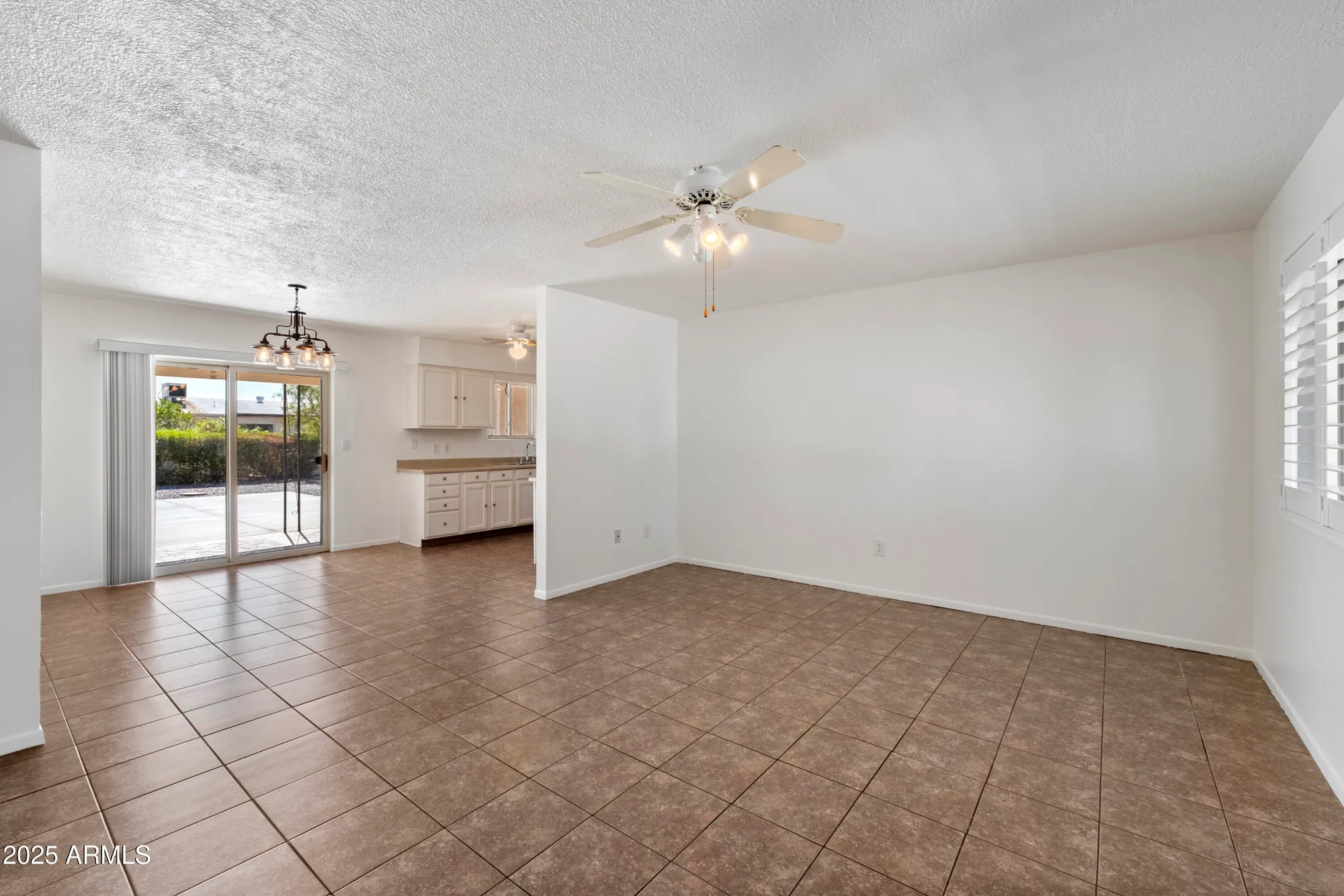 Property Slideshow image 5 of 30 | 1511 s grand dr, Apache Junction, AZ, 85120